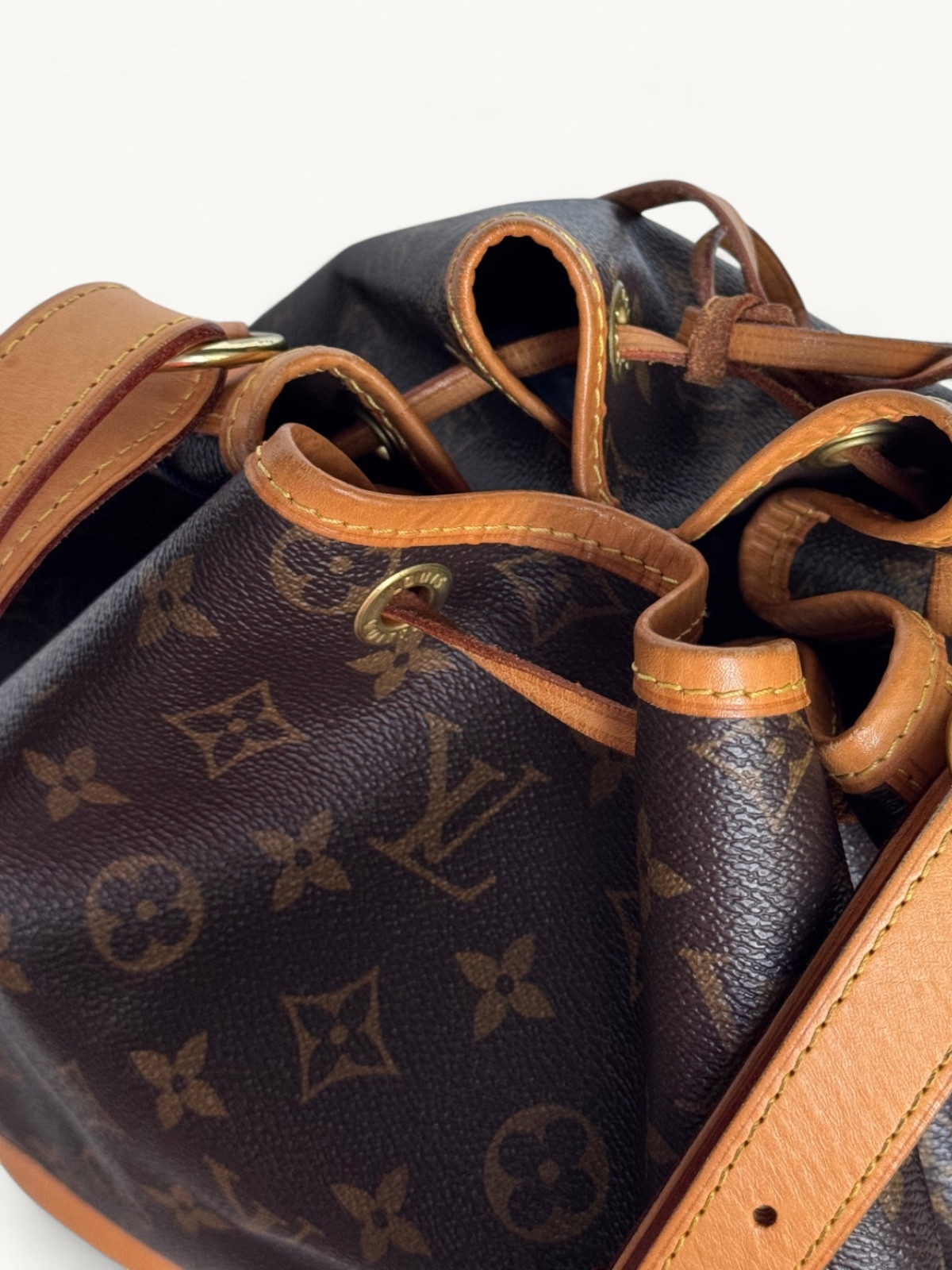 Сумки Louis Vuitton Noe изображение #9