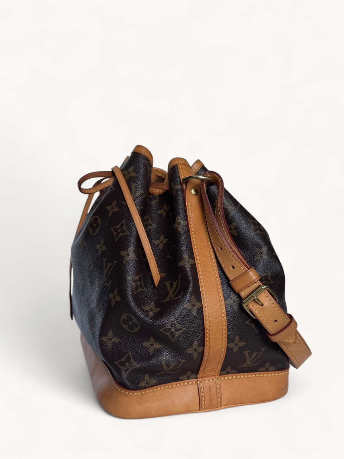 Сумки Louis Vuitton Noe изображение #3