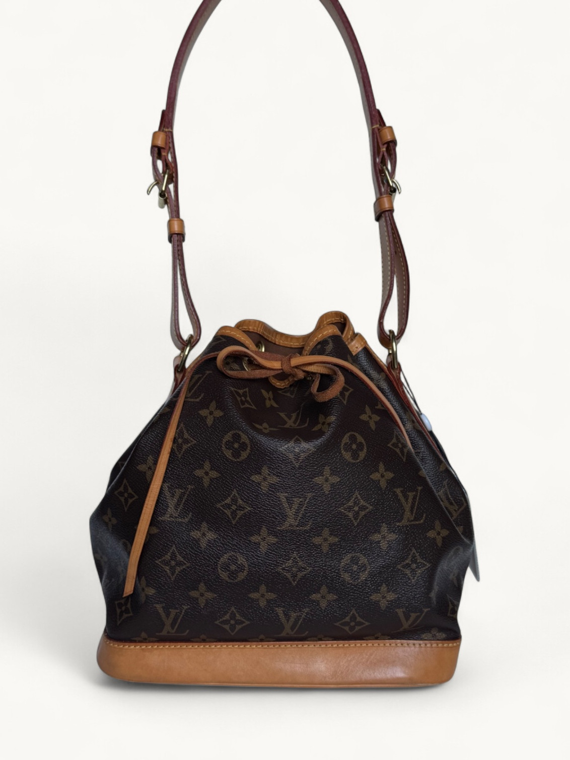 Сумки Louis Vuitton Noe изображение #1