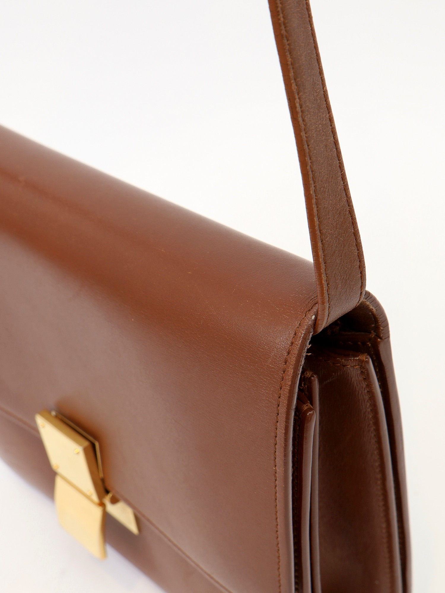 Celine Classic  7