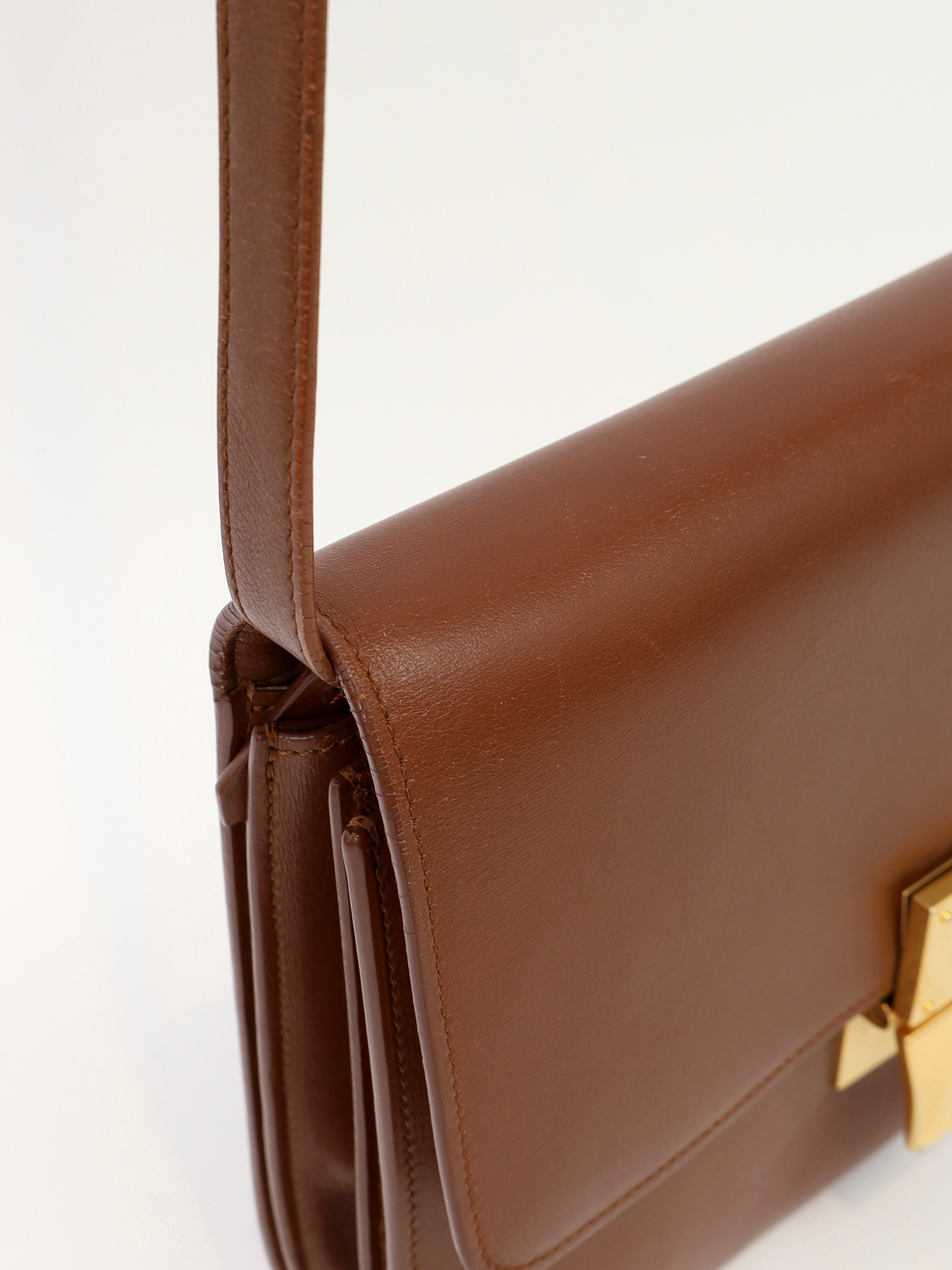 Celine Classic  6
