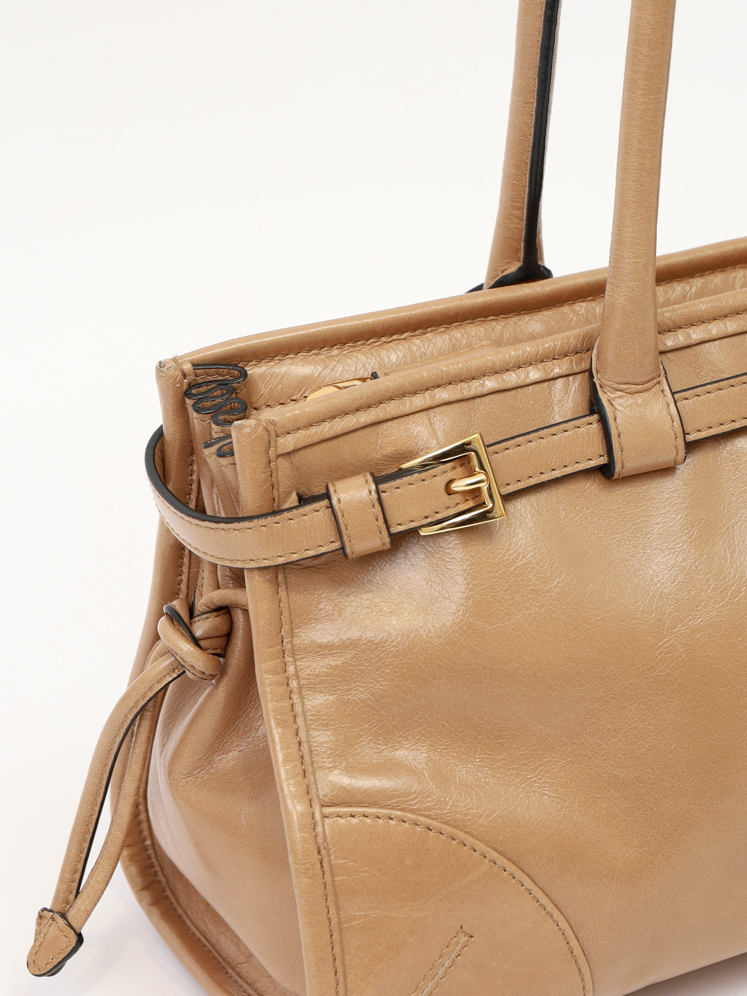 Prada Bonnie 5