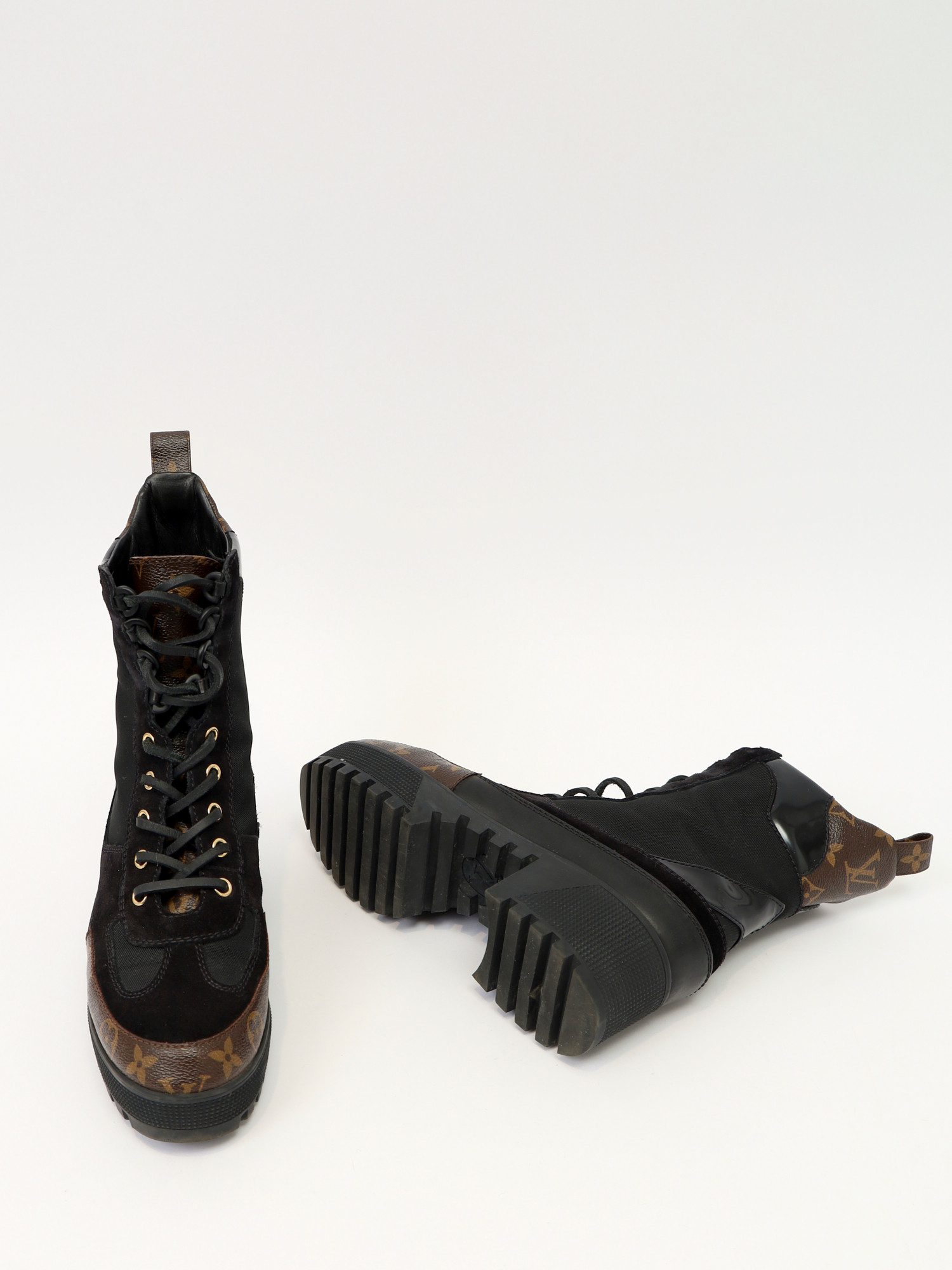 Louis Vuitton Shoes 39 9