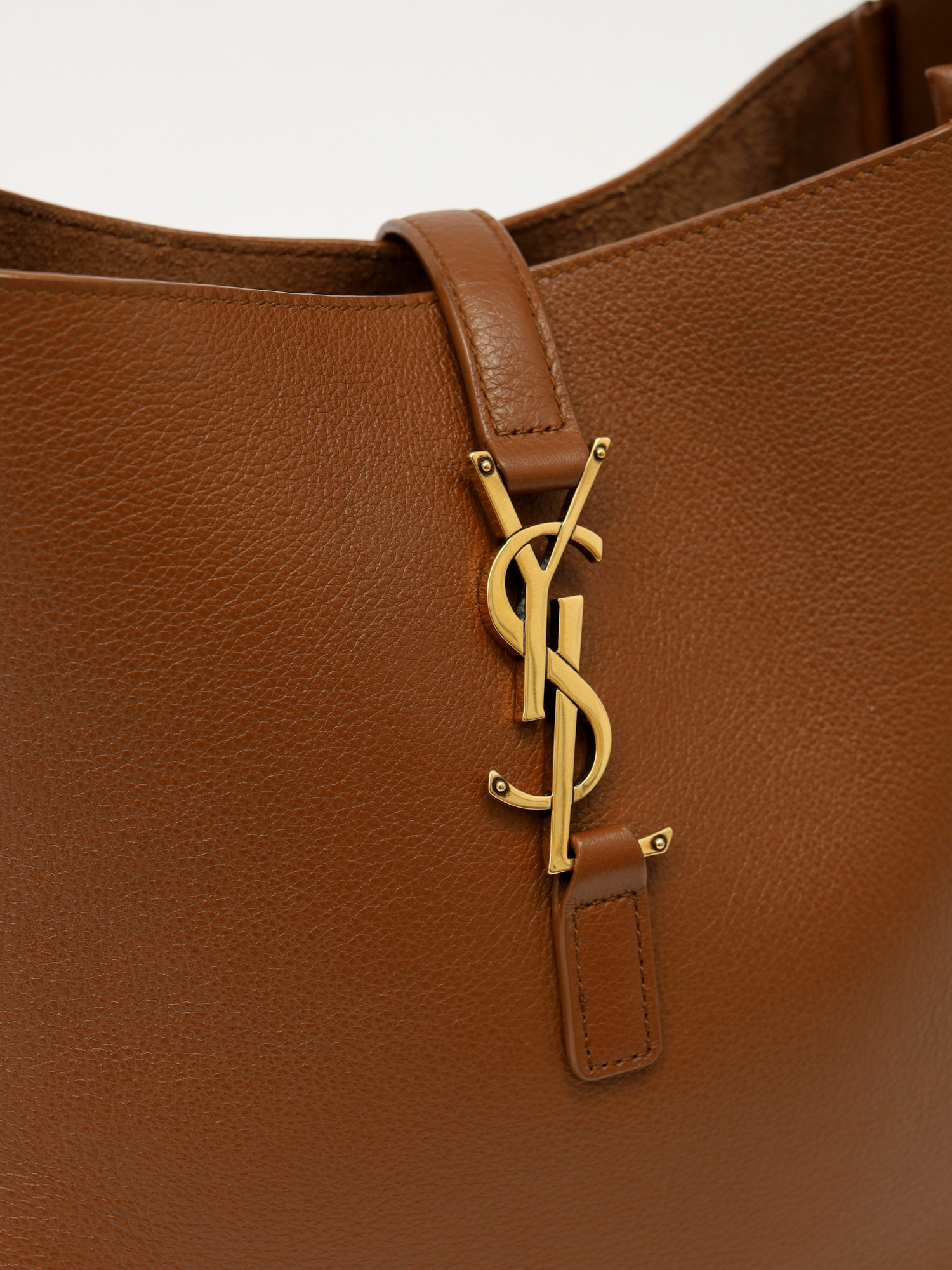 Saint Laurent Le 5 a 7  4