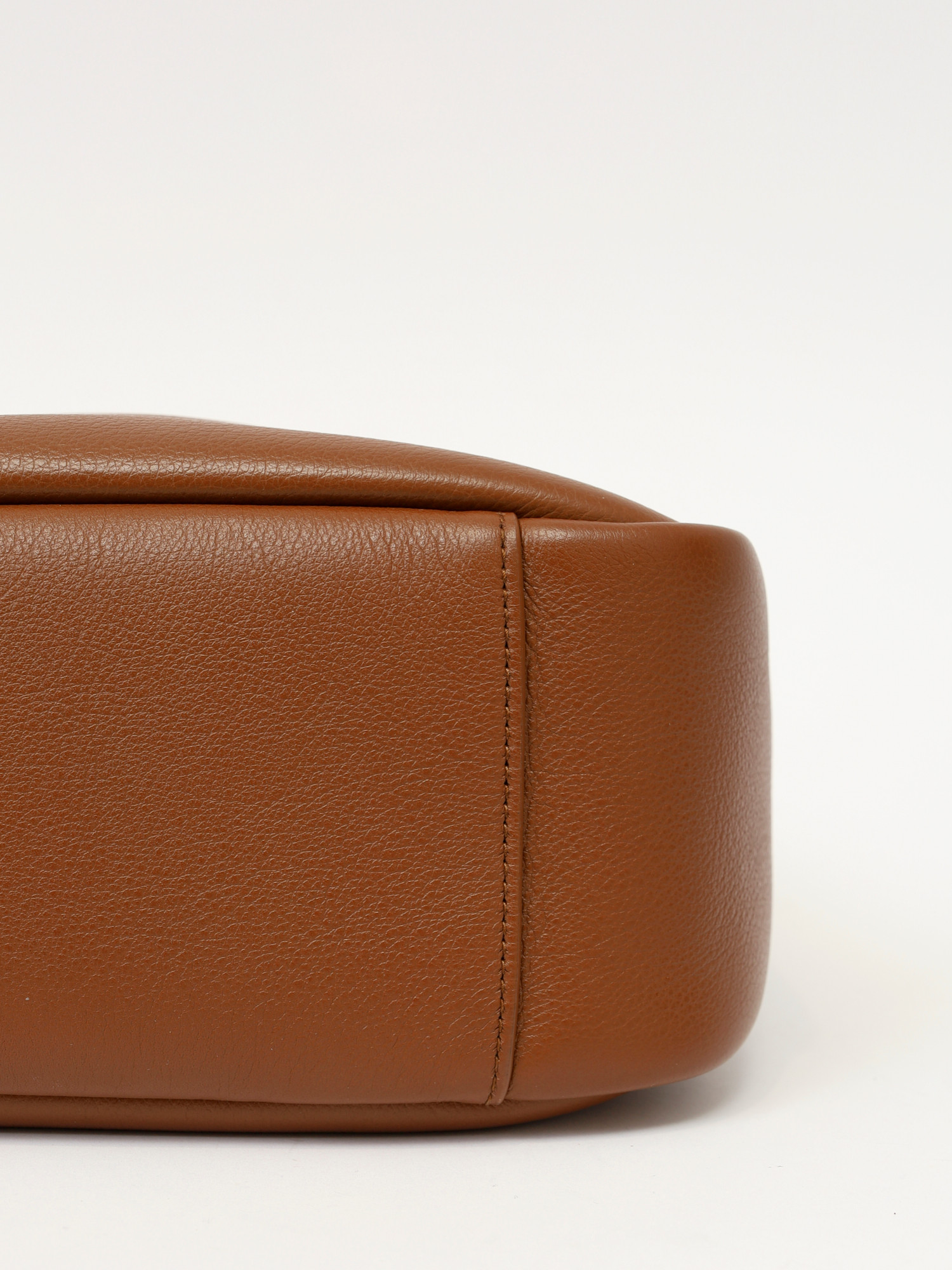 Saint Laurent Le 5 a 7  9