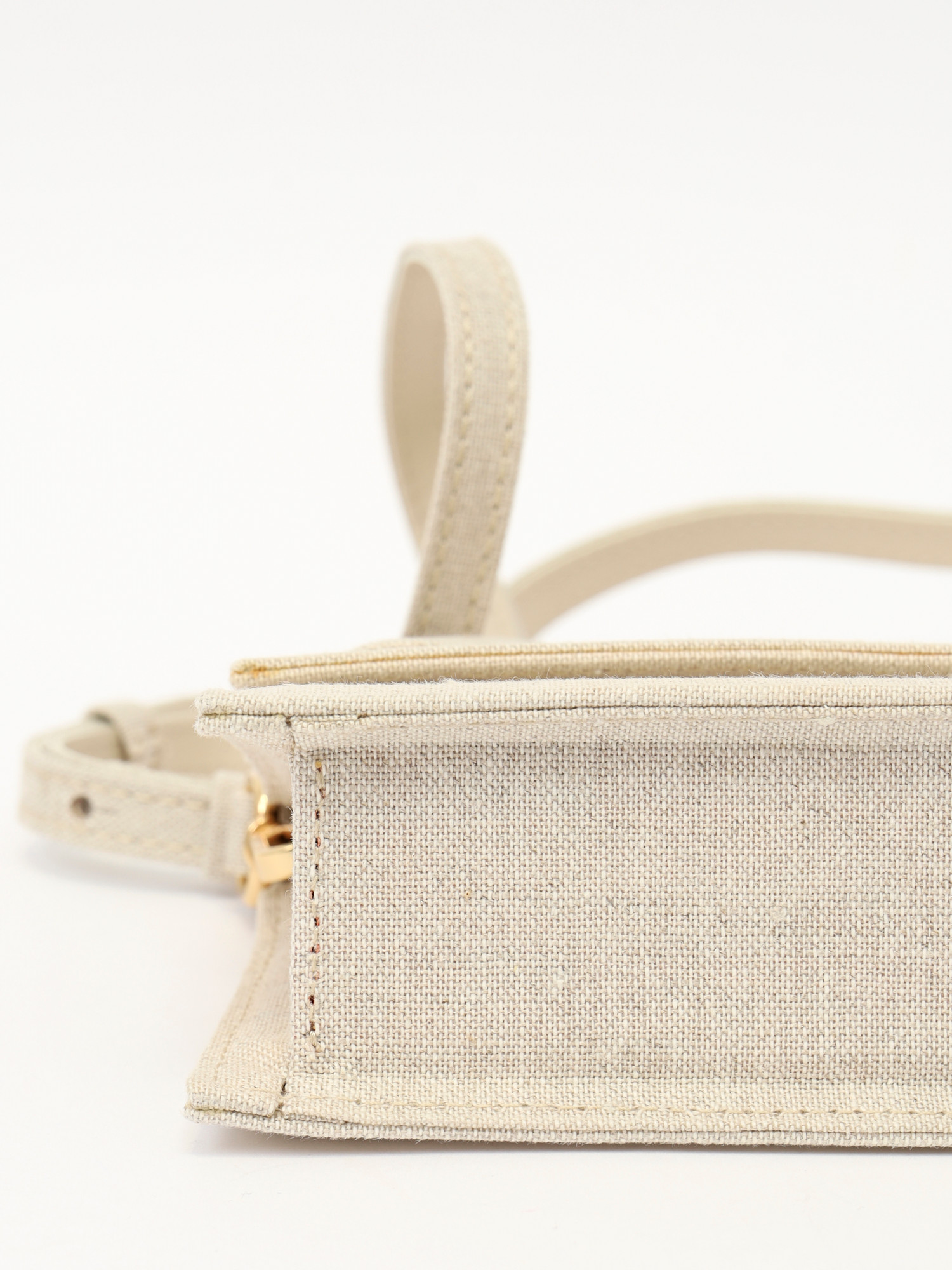 Jacquemus Le Chiquito  9