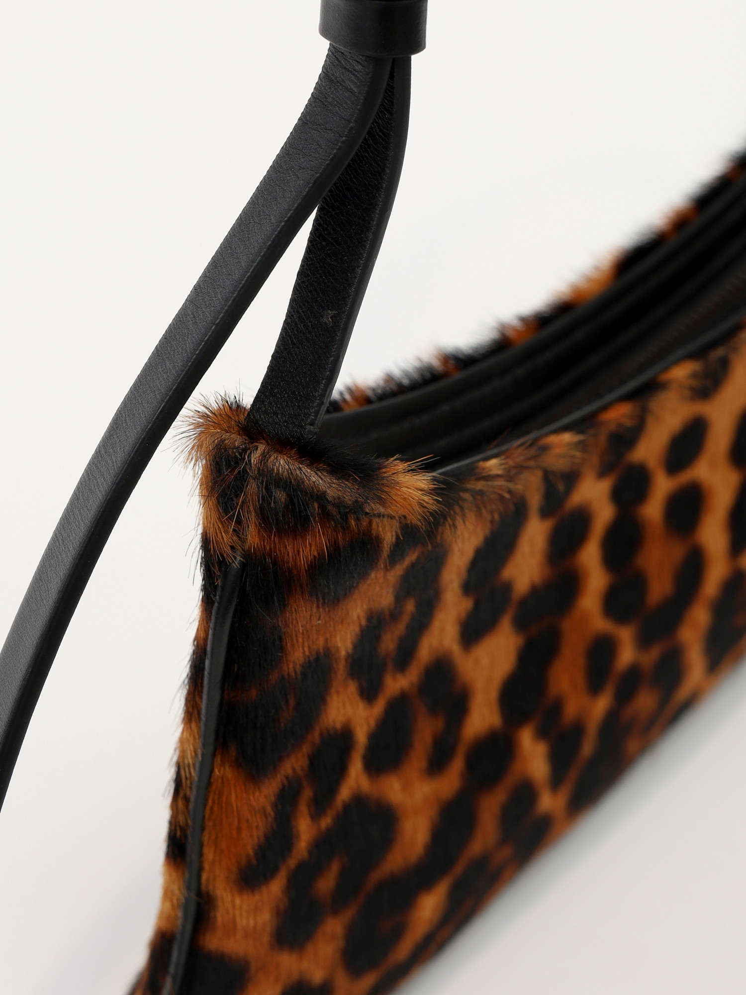 Jacquemus Le Bisou 5