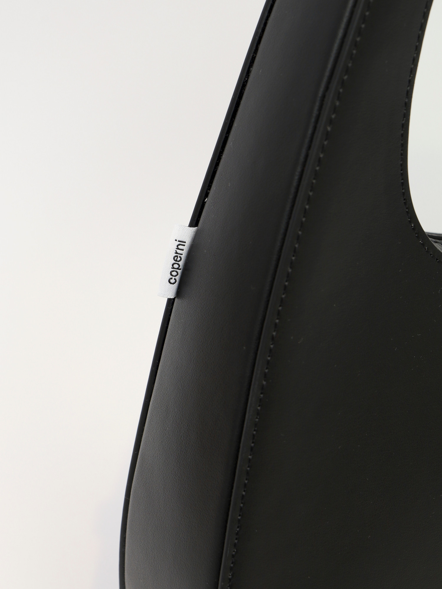 Coperni Swipe  8