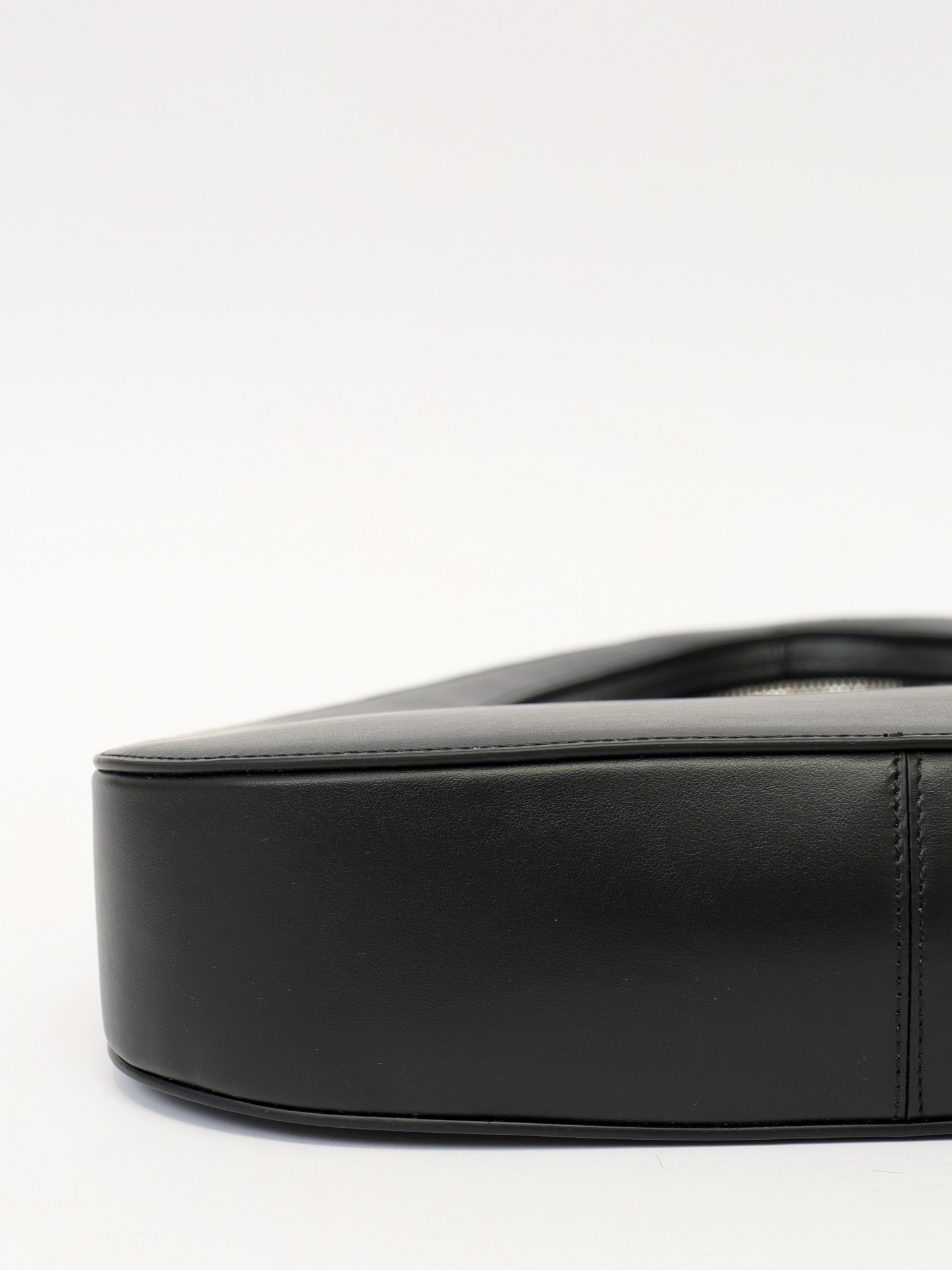 Coperni Swipe  9
