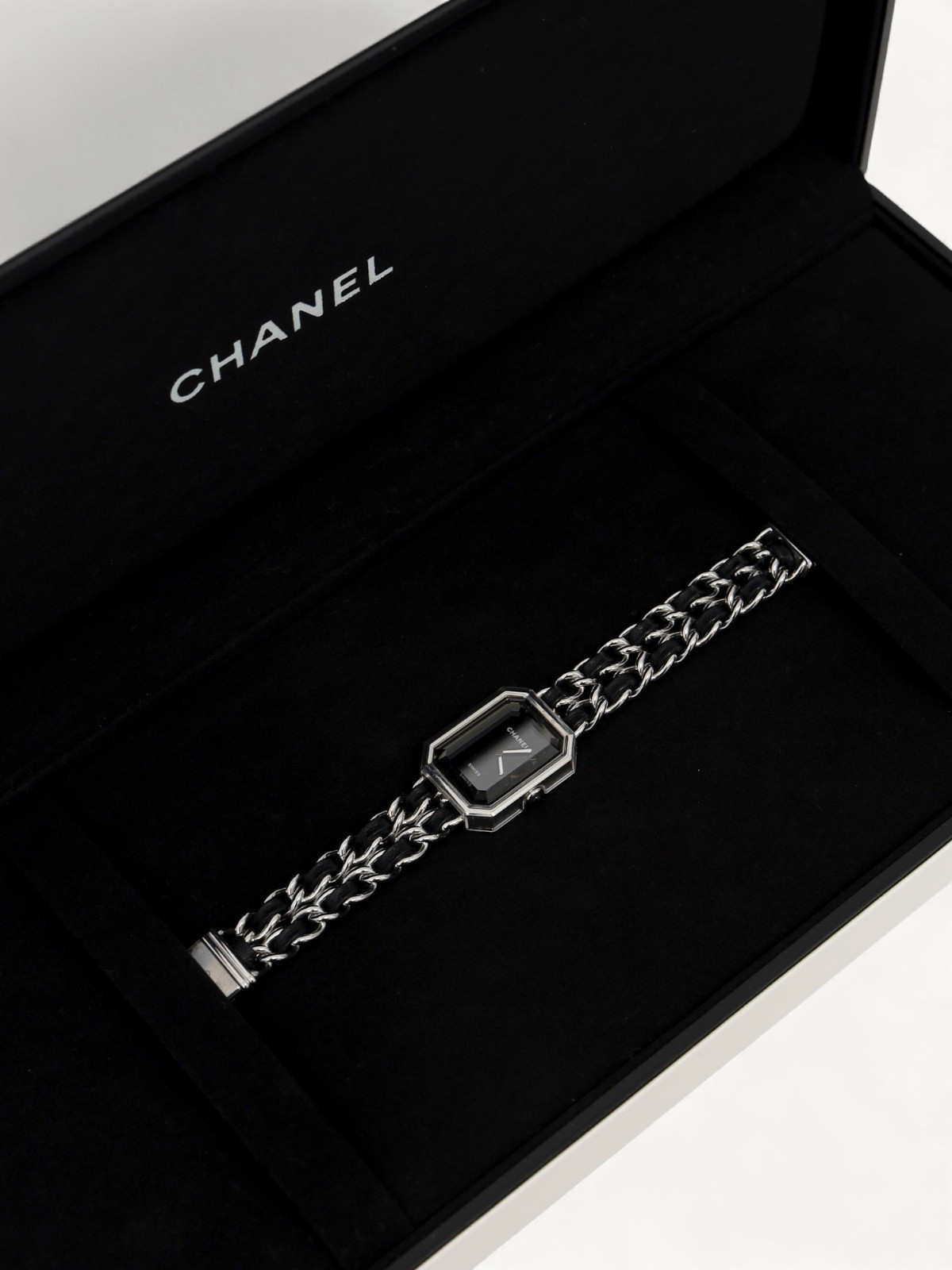 Chanel Première 3