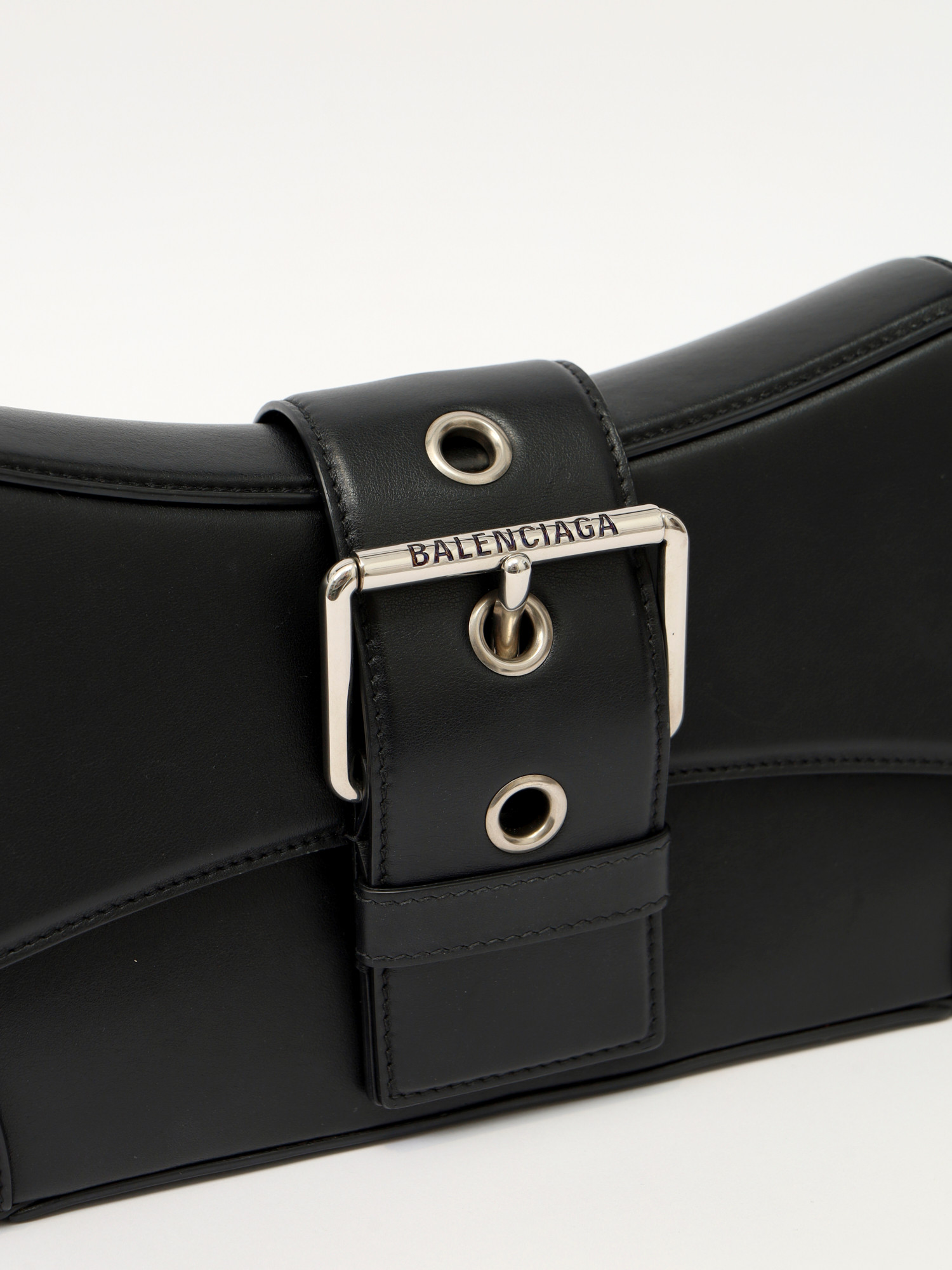 Balenciaga Lindsay  4