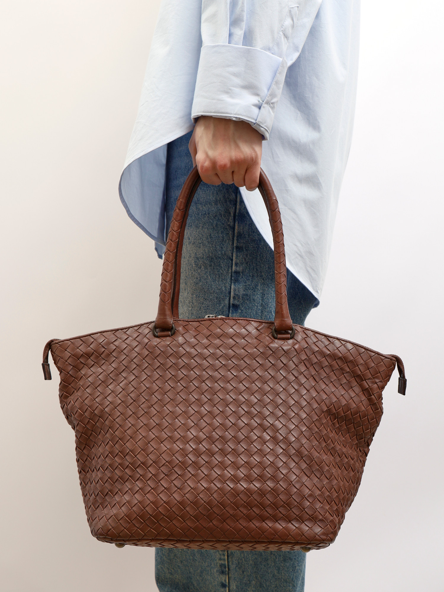 Bottega Veneta Leather Bag  1