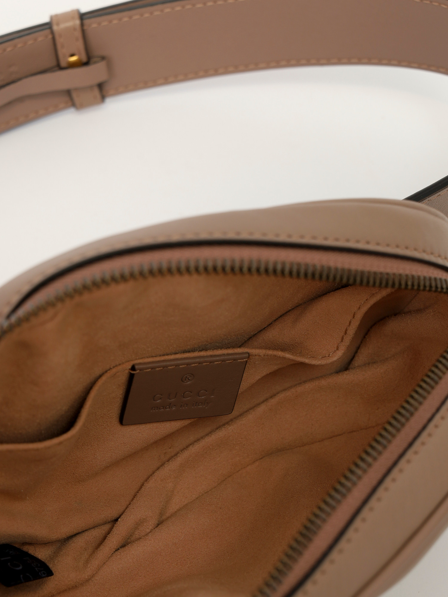 Gucci GG Marmont  11