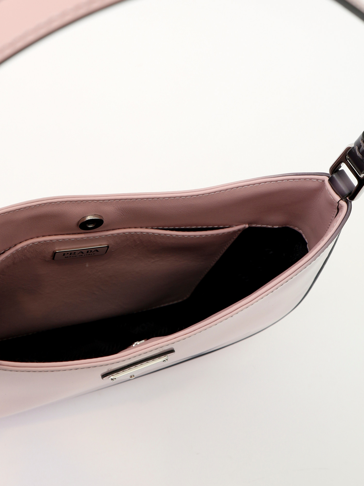 Prada Cleo 10