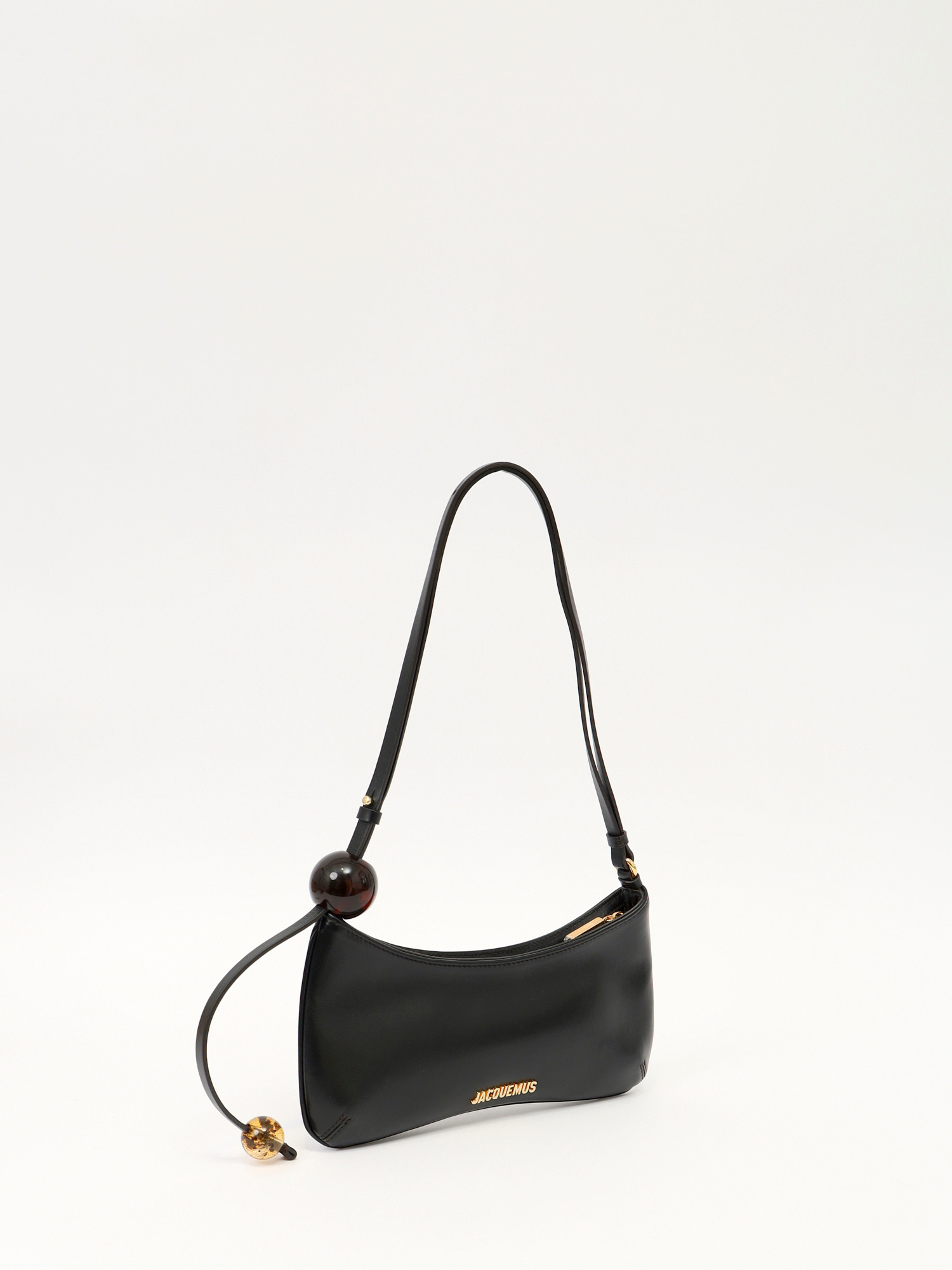 Jacquemus Le Bisou 2