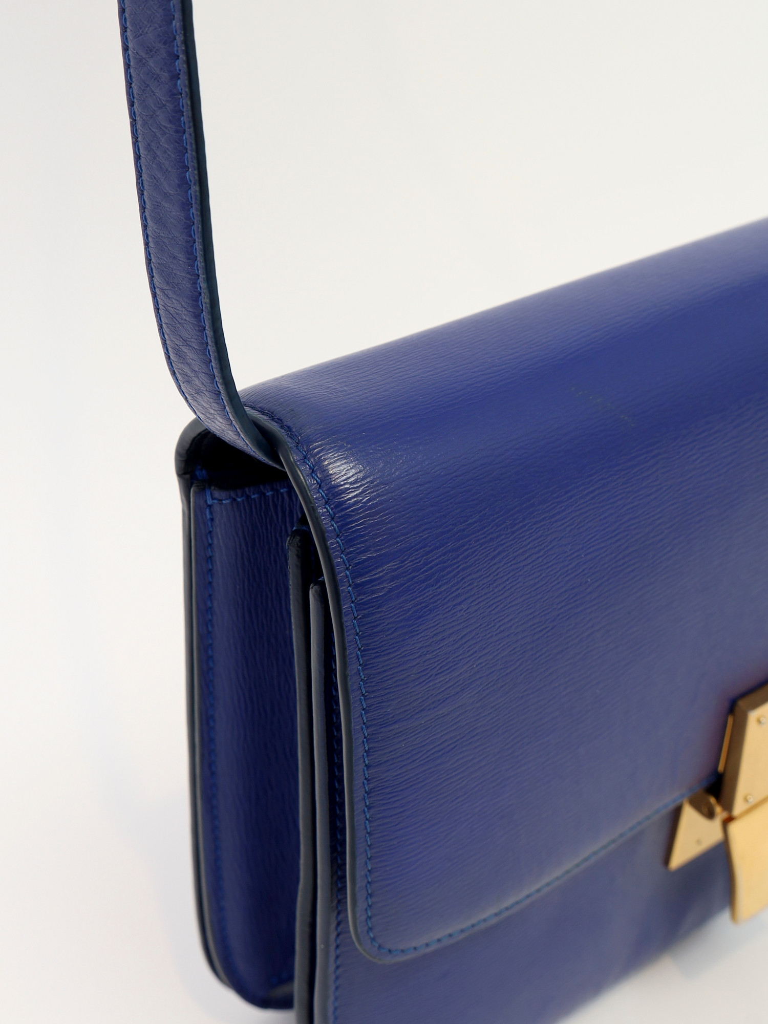 Celine Classic  6