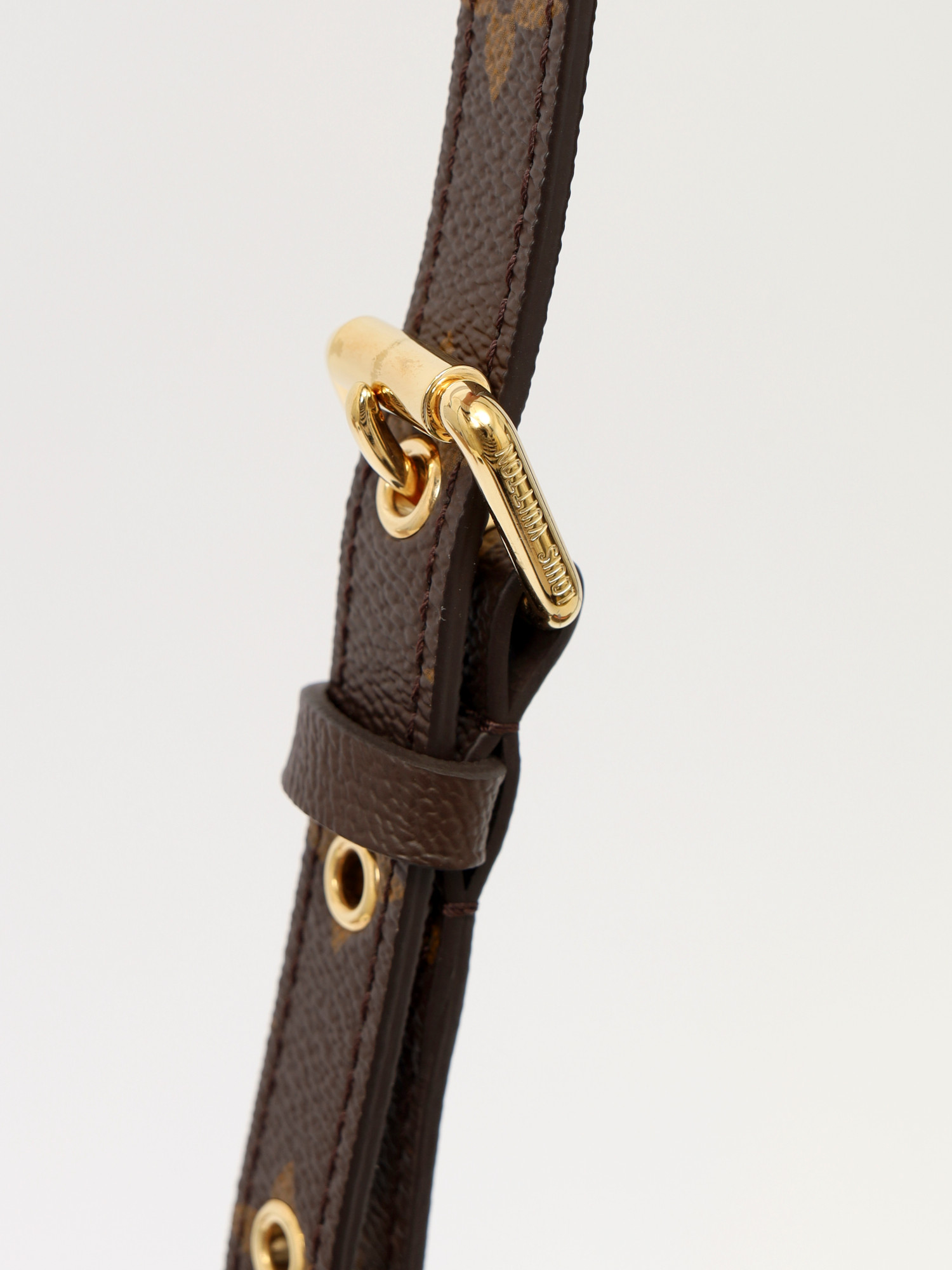 Louis Vuitton Pochette Metis  9