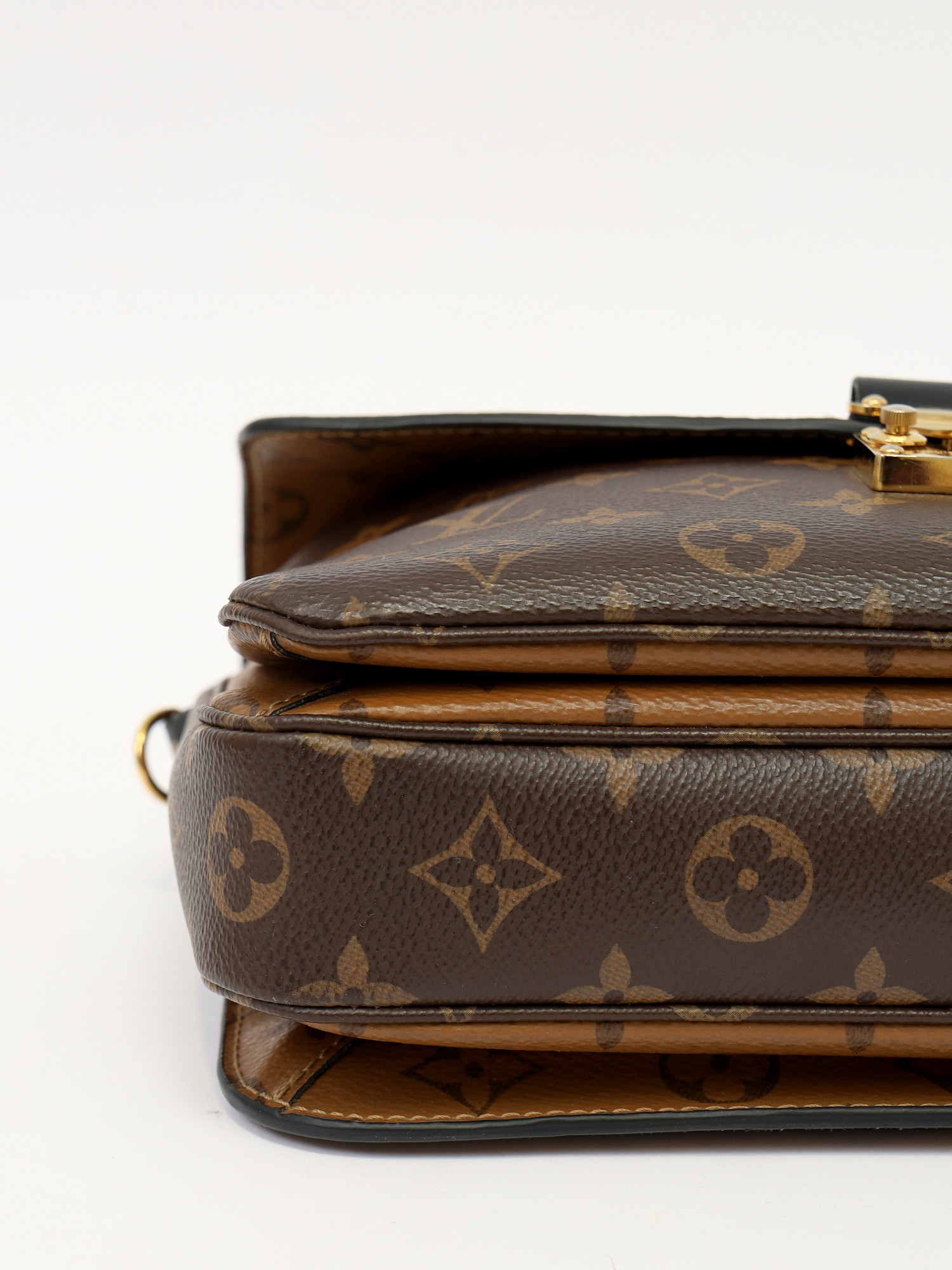 Сумки Louis Vuitton Pochette Metis изображение #10