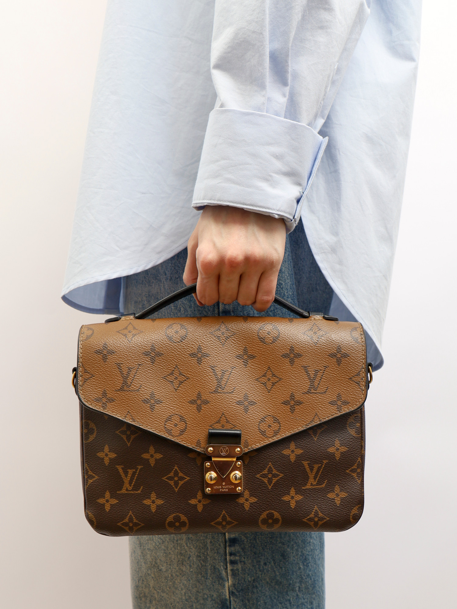 Сумки Louis Vuitton Pochette Metis изображение #2