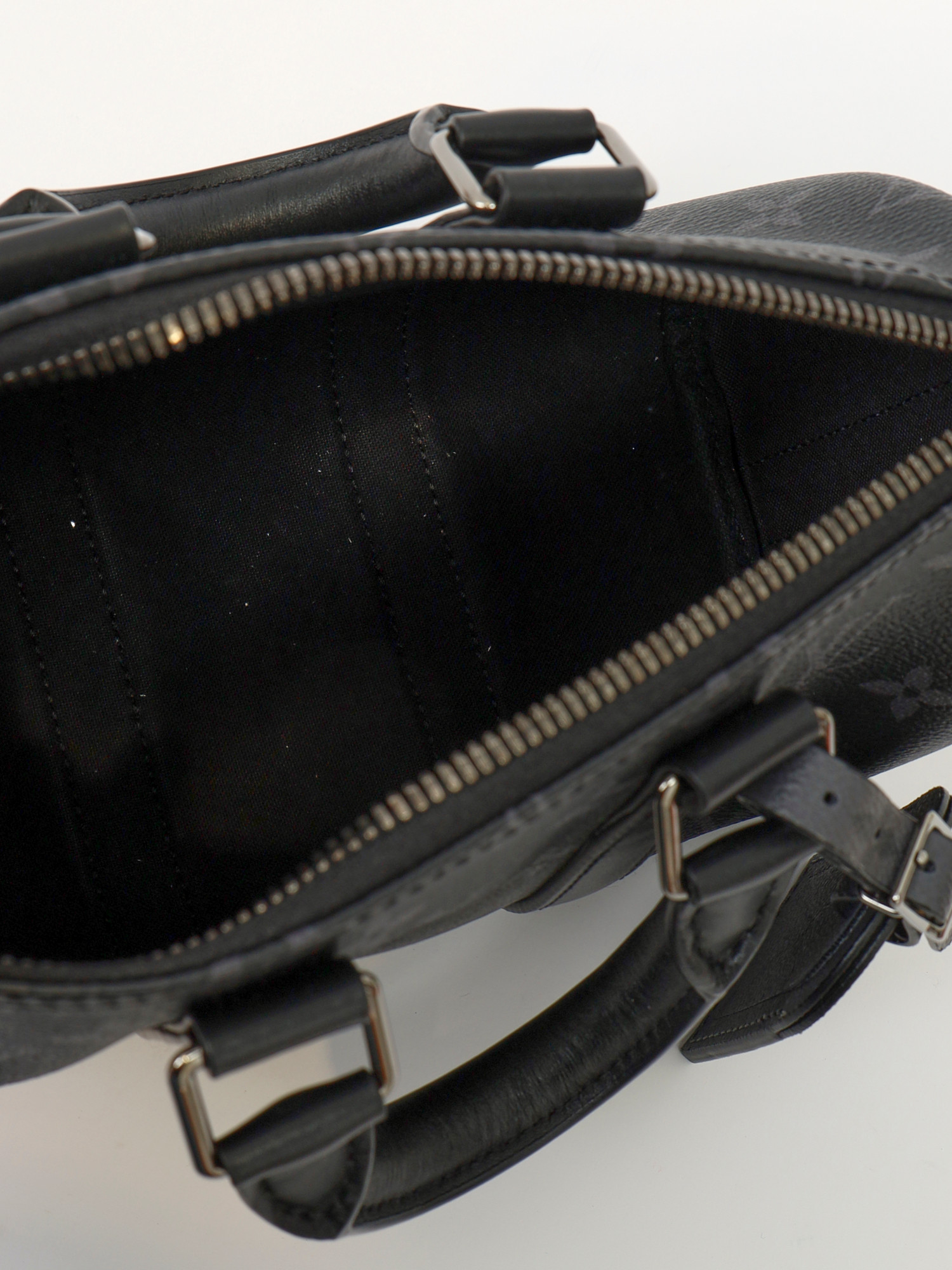 Louis Vuitton Keepall 25 12