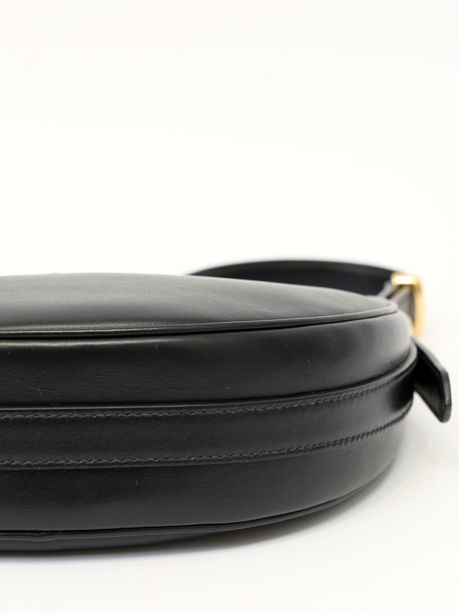 Prada Arque 9