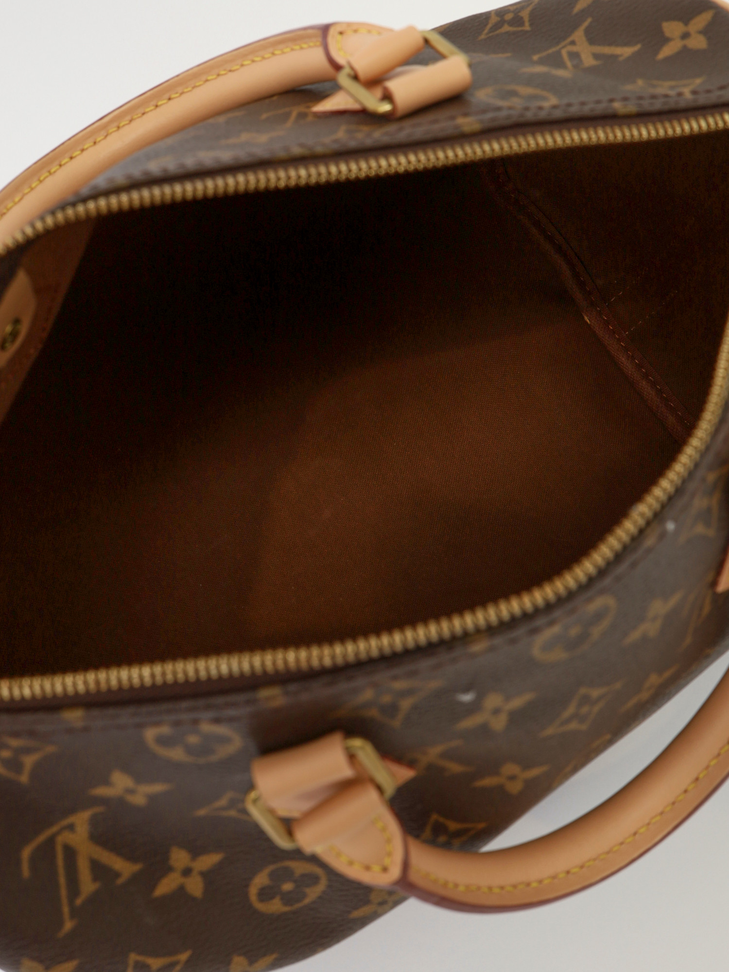 Louis Vuitton Speedy  10