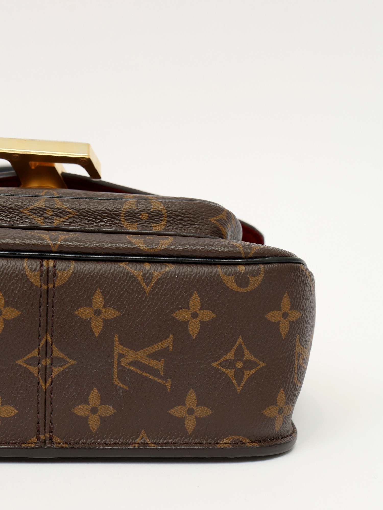 Louis Vuitton Passy  10