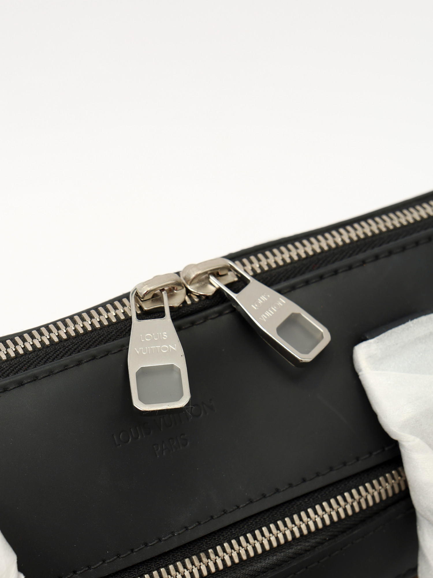 Louis Vuitton Porte-Documents Jour  13