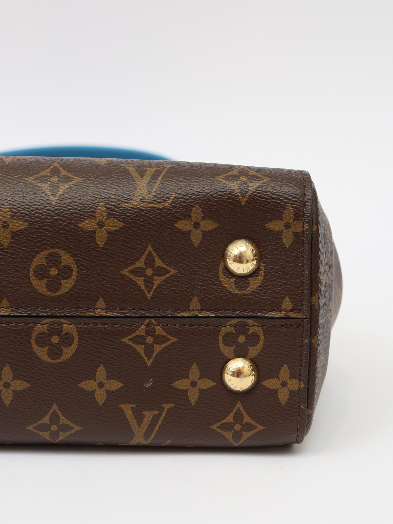 Louis Vuitton Cluny  9