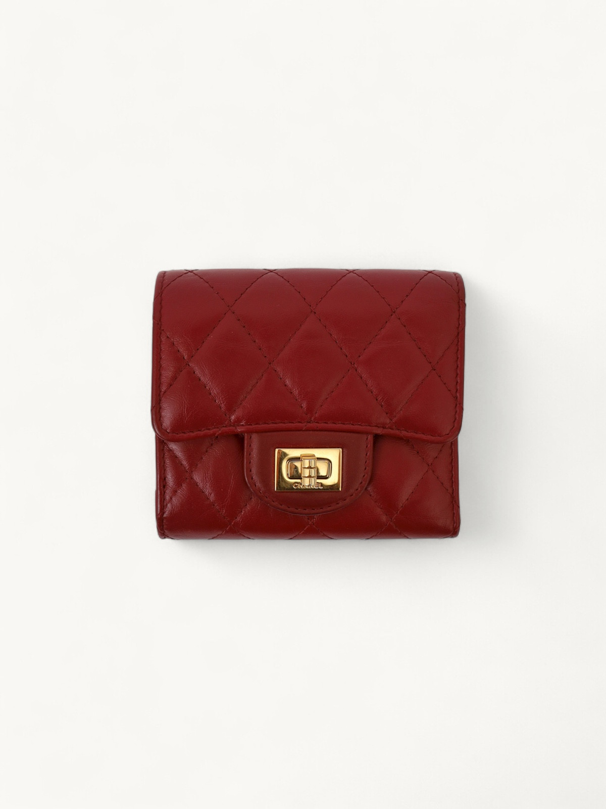 Chanel 2.55  0