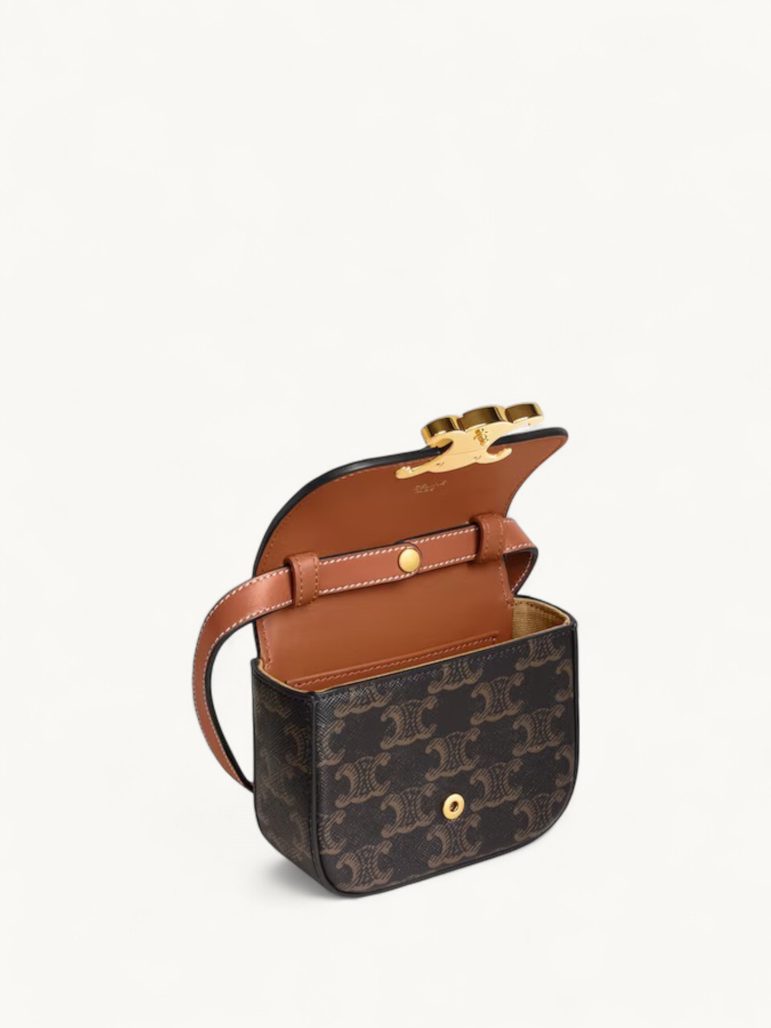 Celine Claude 6