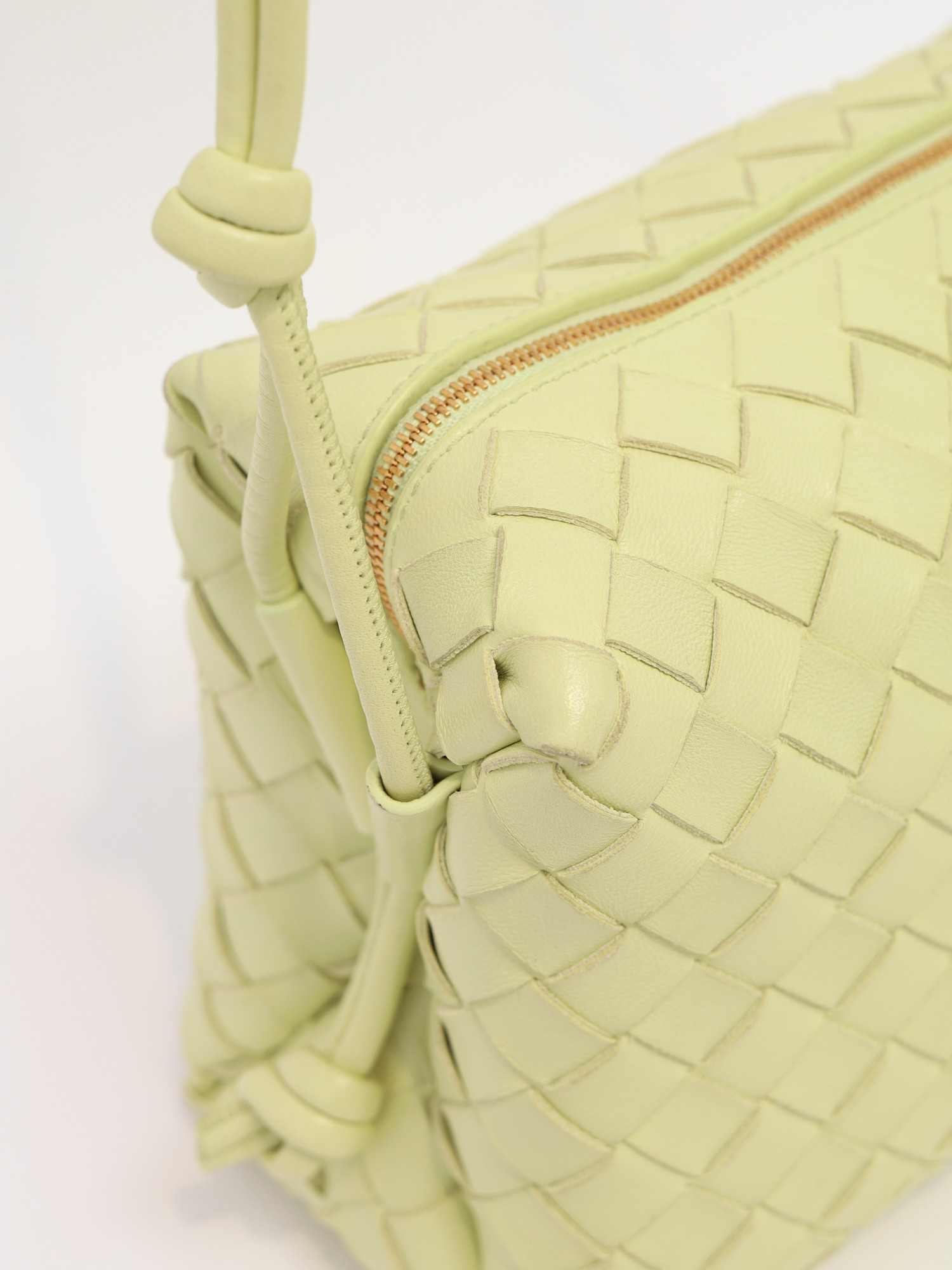 Bottega Veneta Loop  5