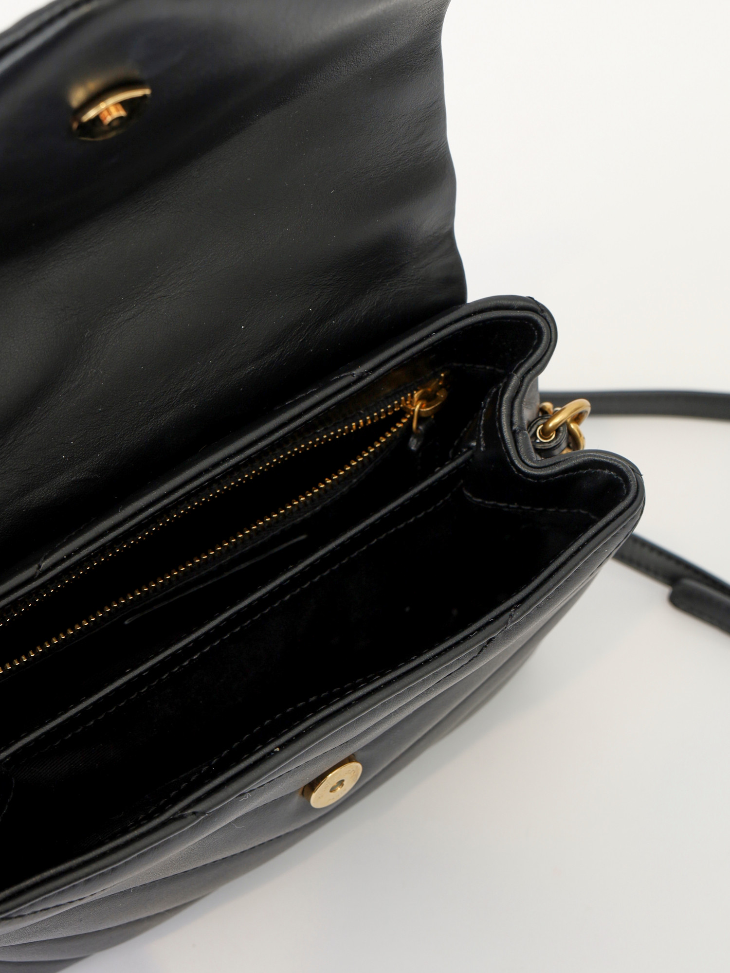 Saint Laurent Loulou 11