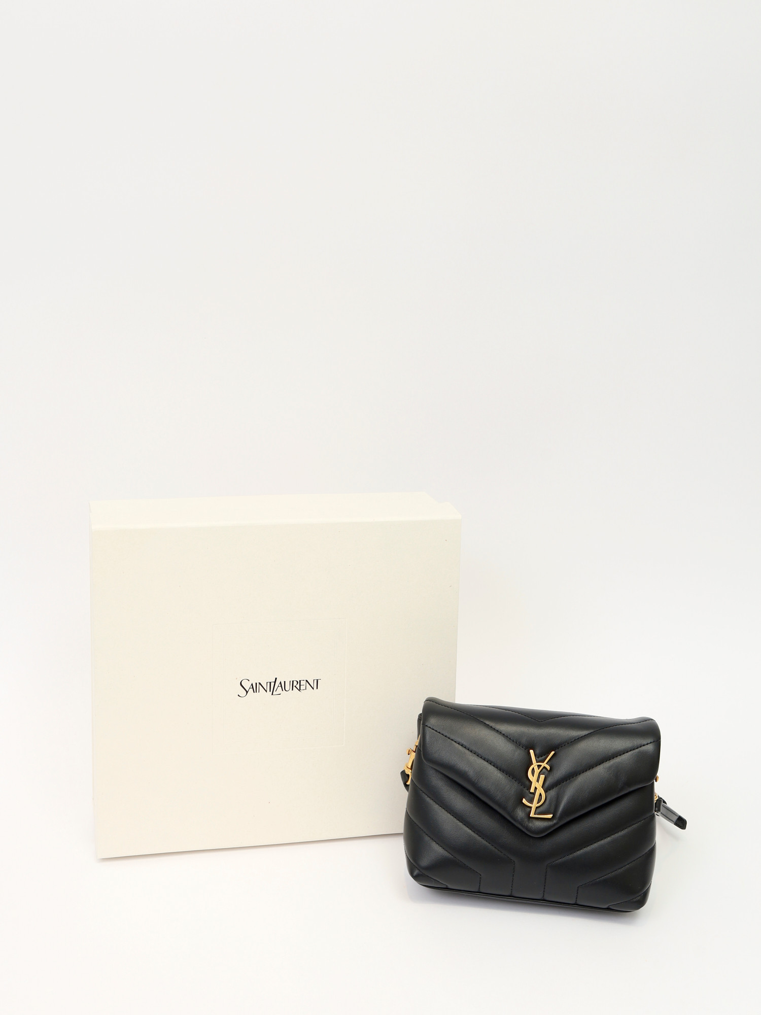 Saint Laurent Loulou 4
