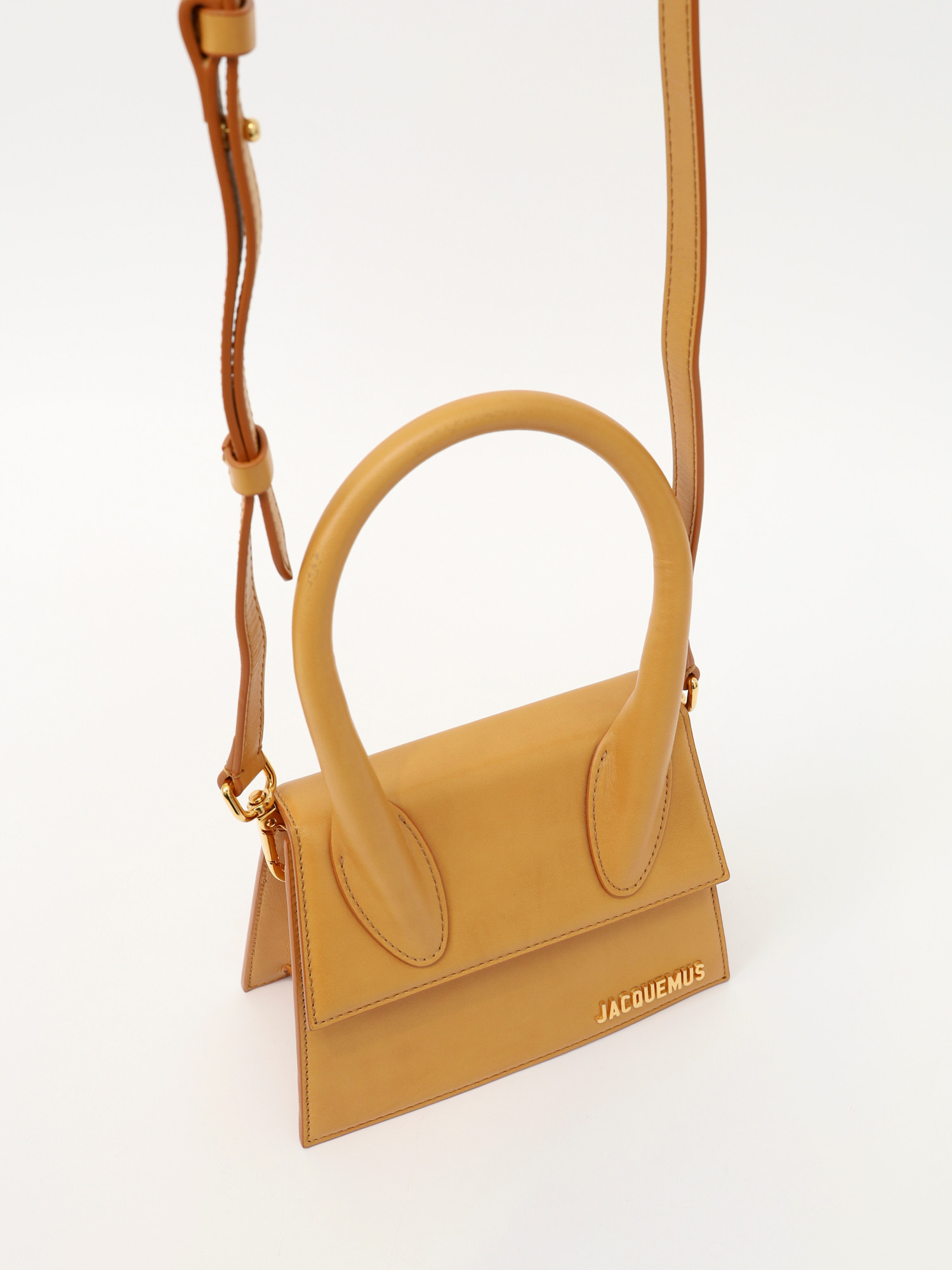 Jacquemus Le Chiquito  4