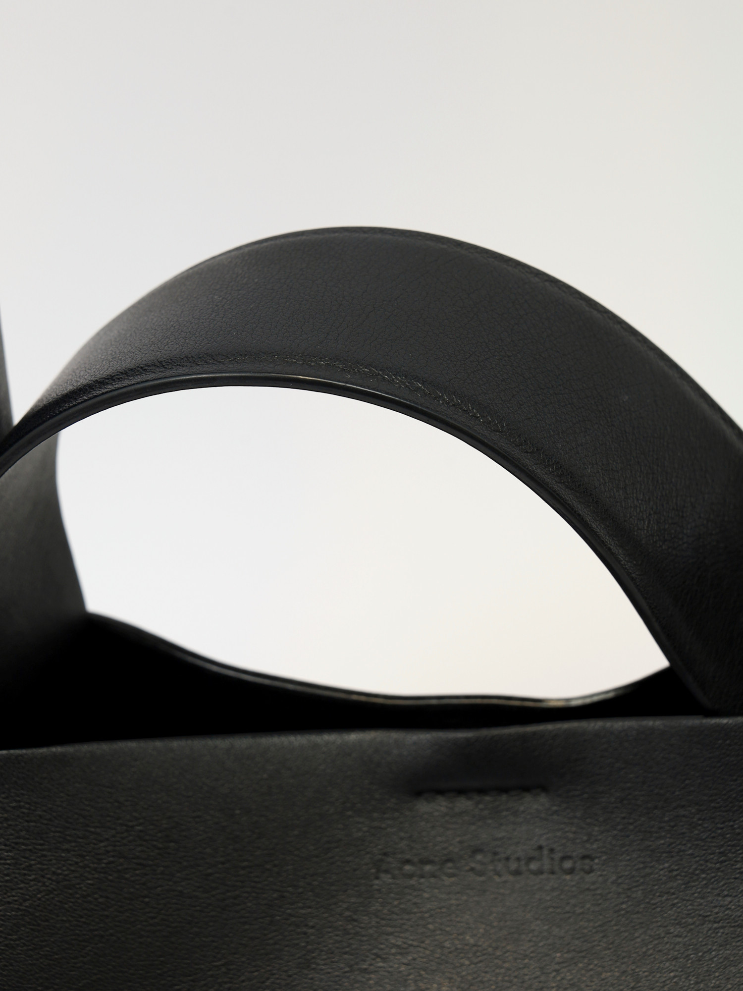 Acne Studios Musubi 8