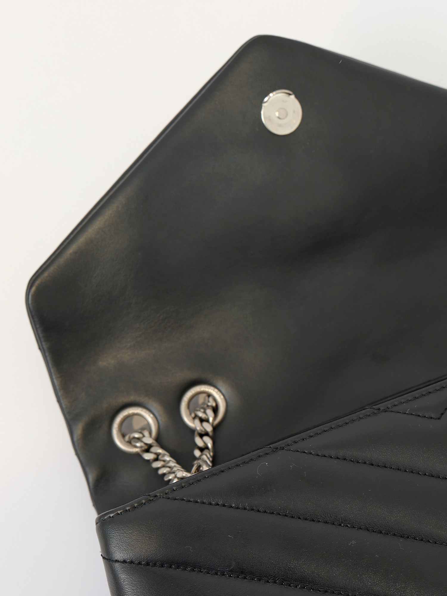 Saint Laurent Loulou 9