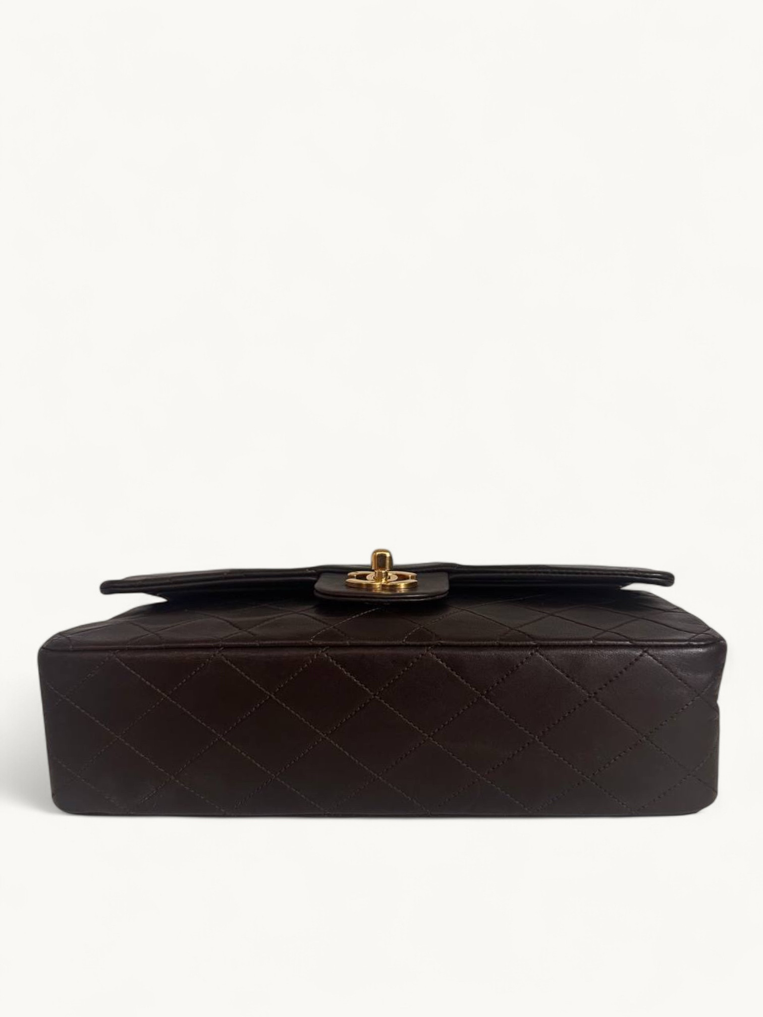 Chanel Timeless Classic 4