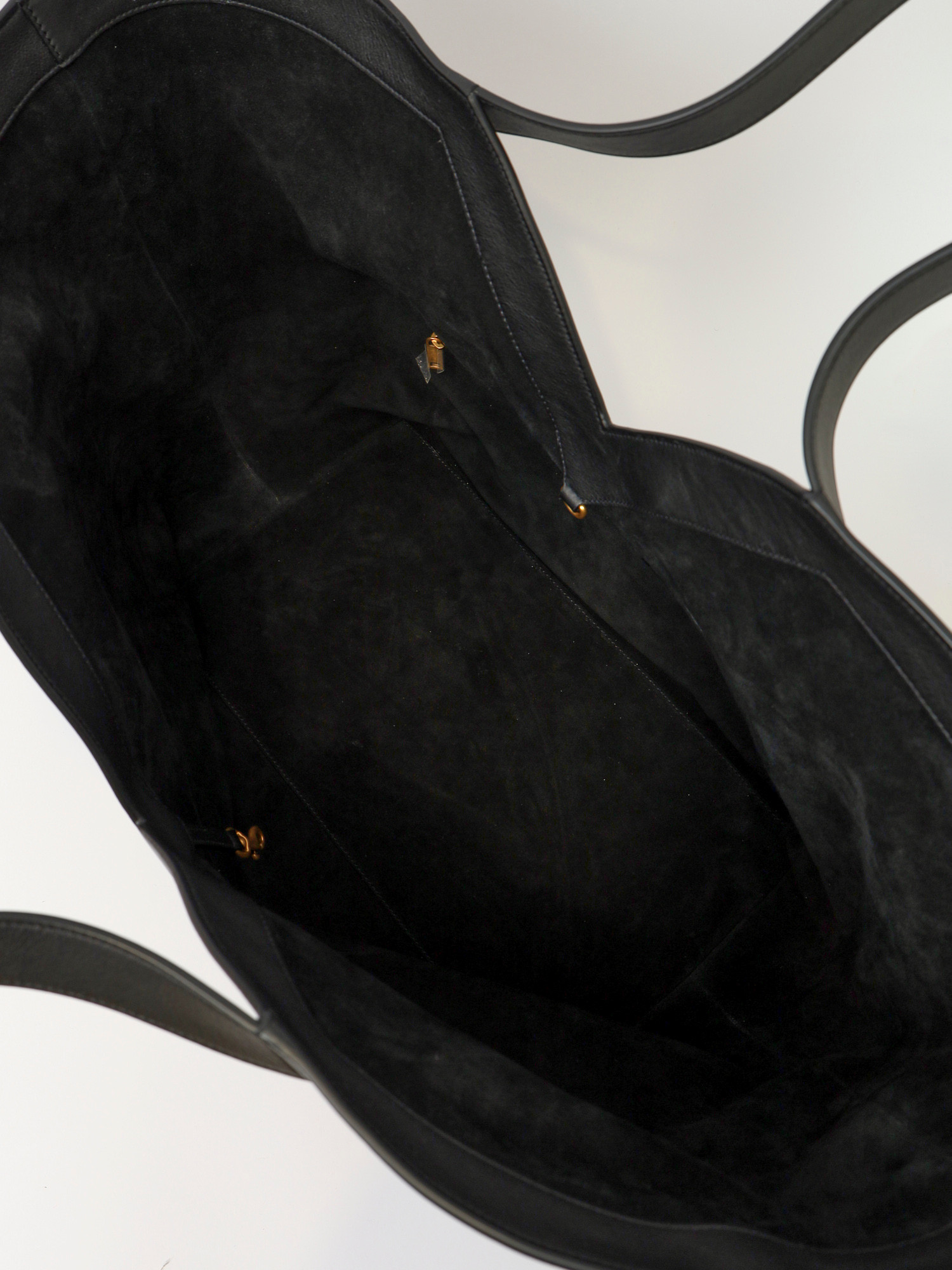 Saint Laurent Y 12