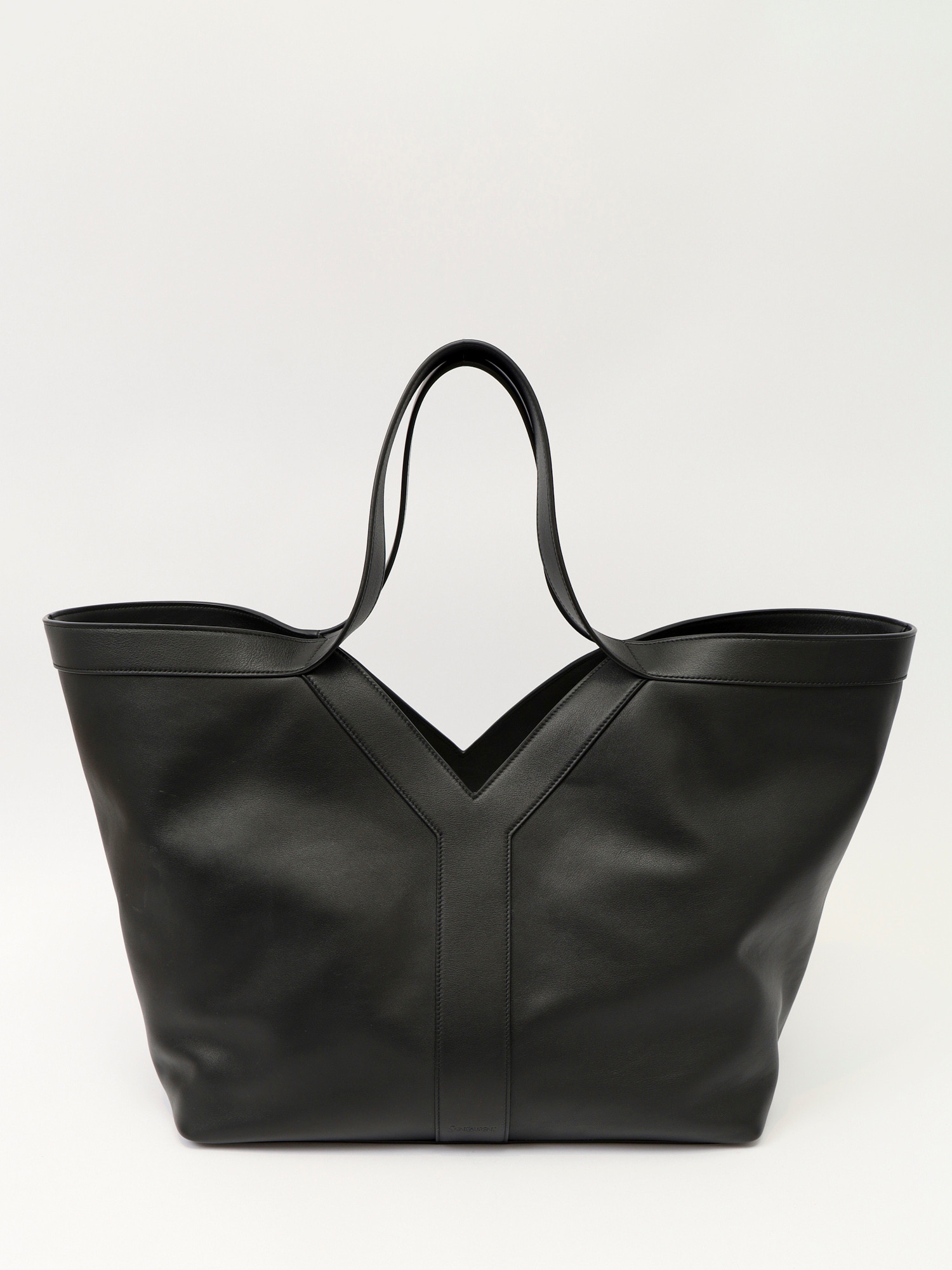 Saint Laurent Y 0