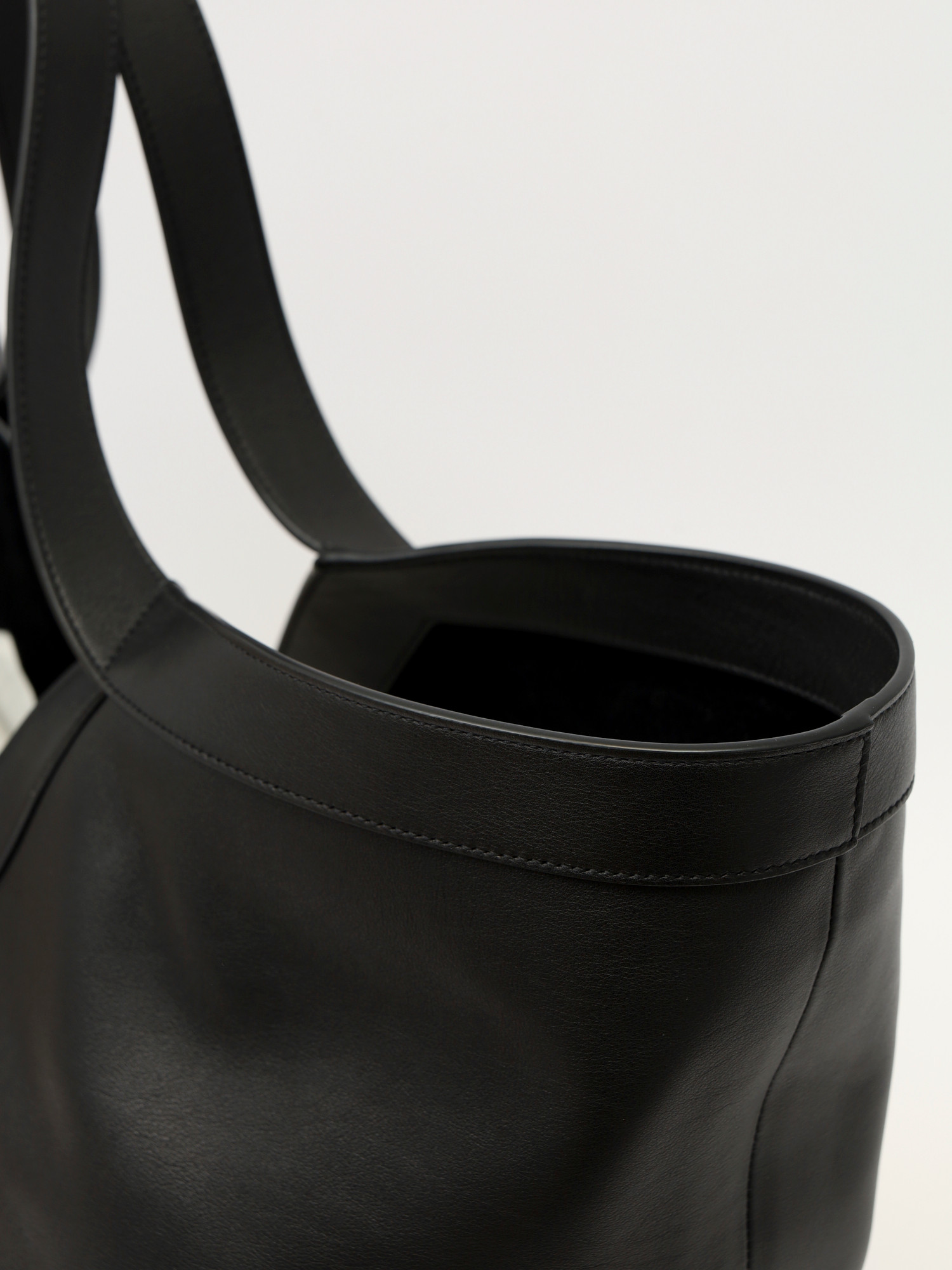 Saint Laurent Y 6