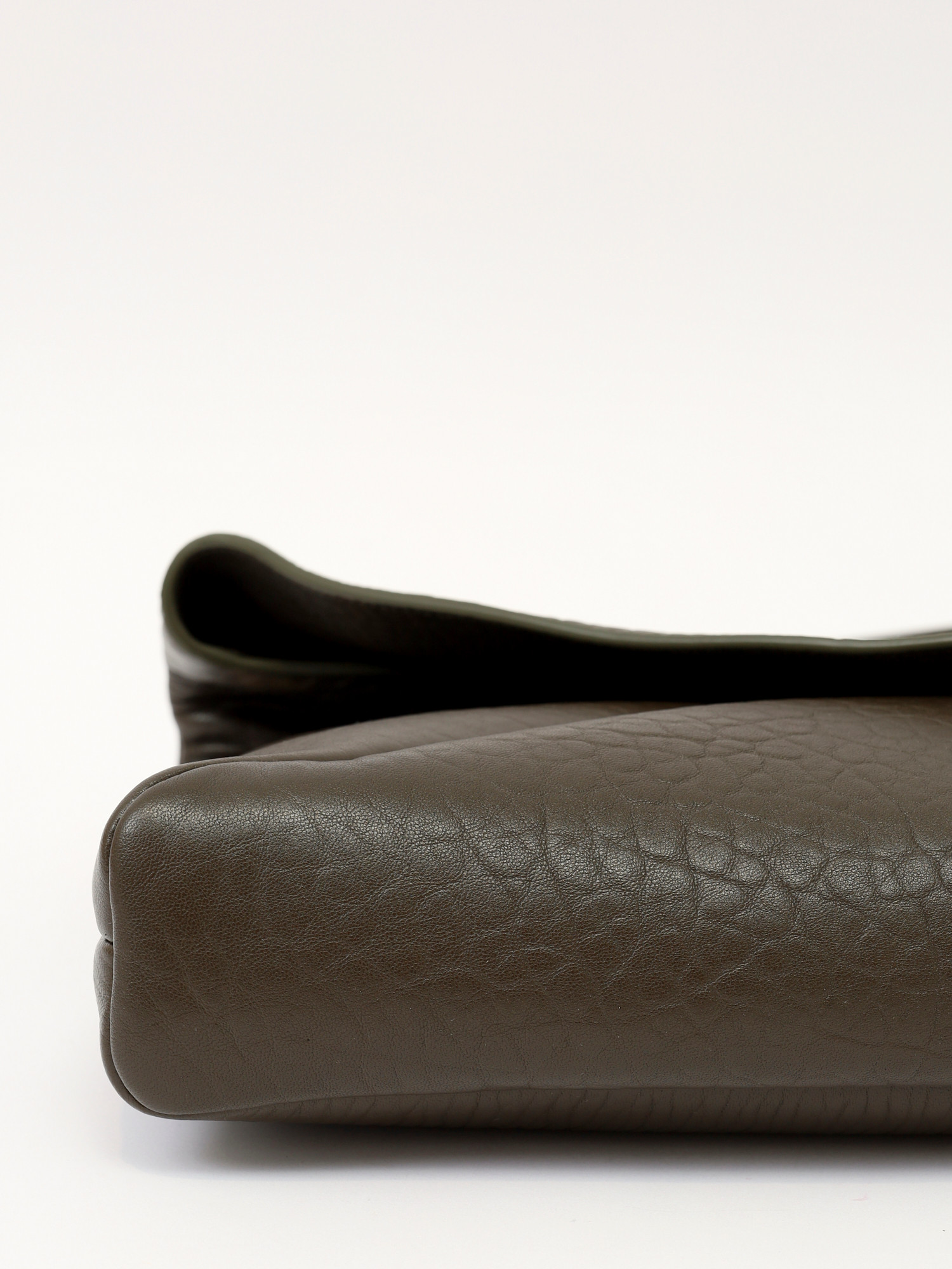 Saint Laurent Cassandre 8