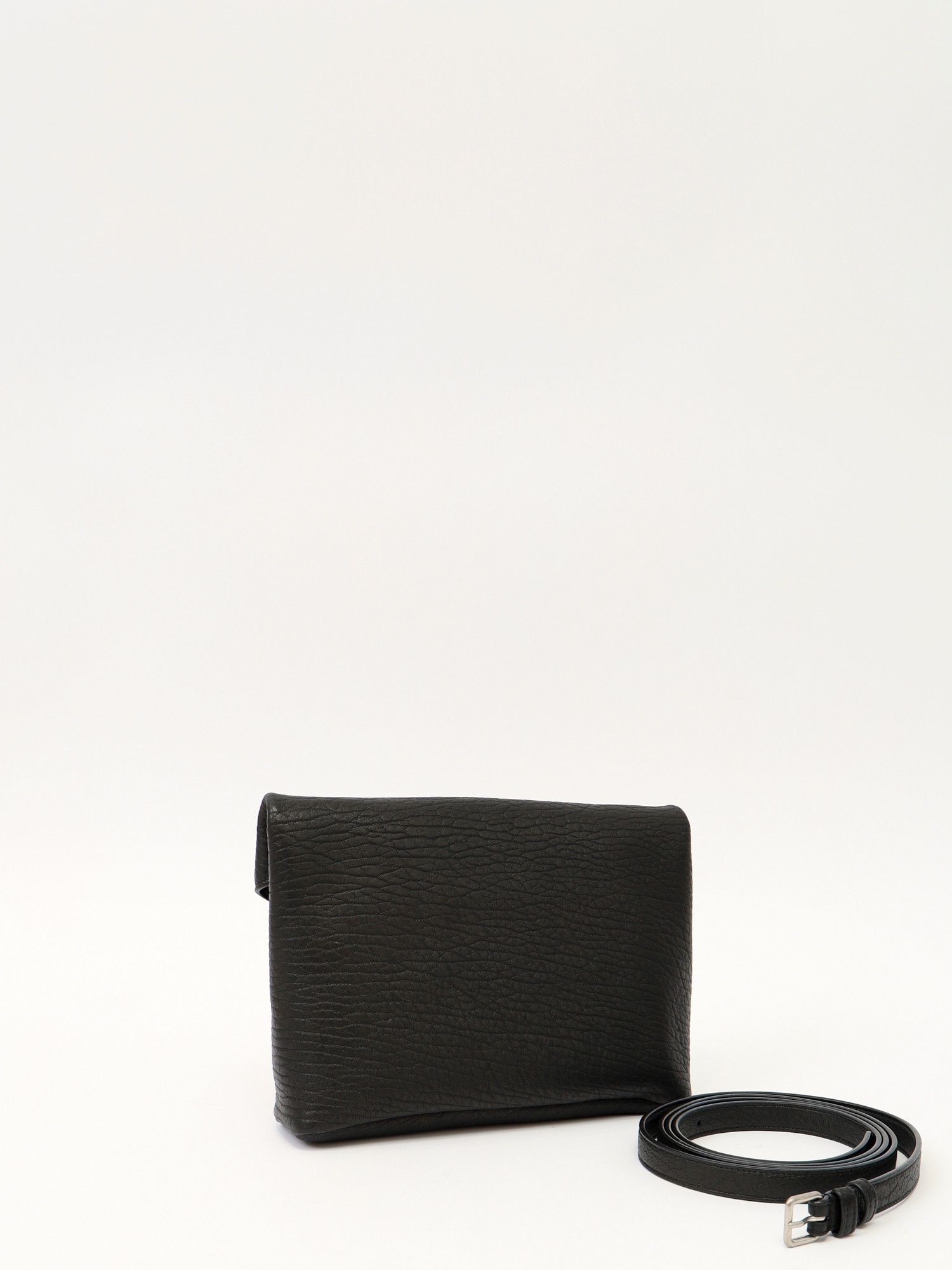 Saint Laurent Cassandre 3
