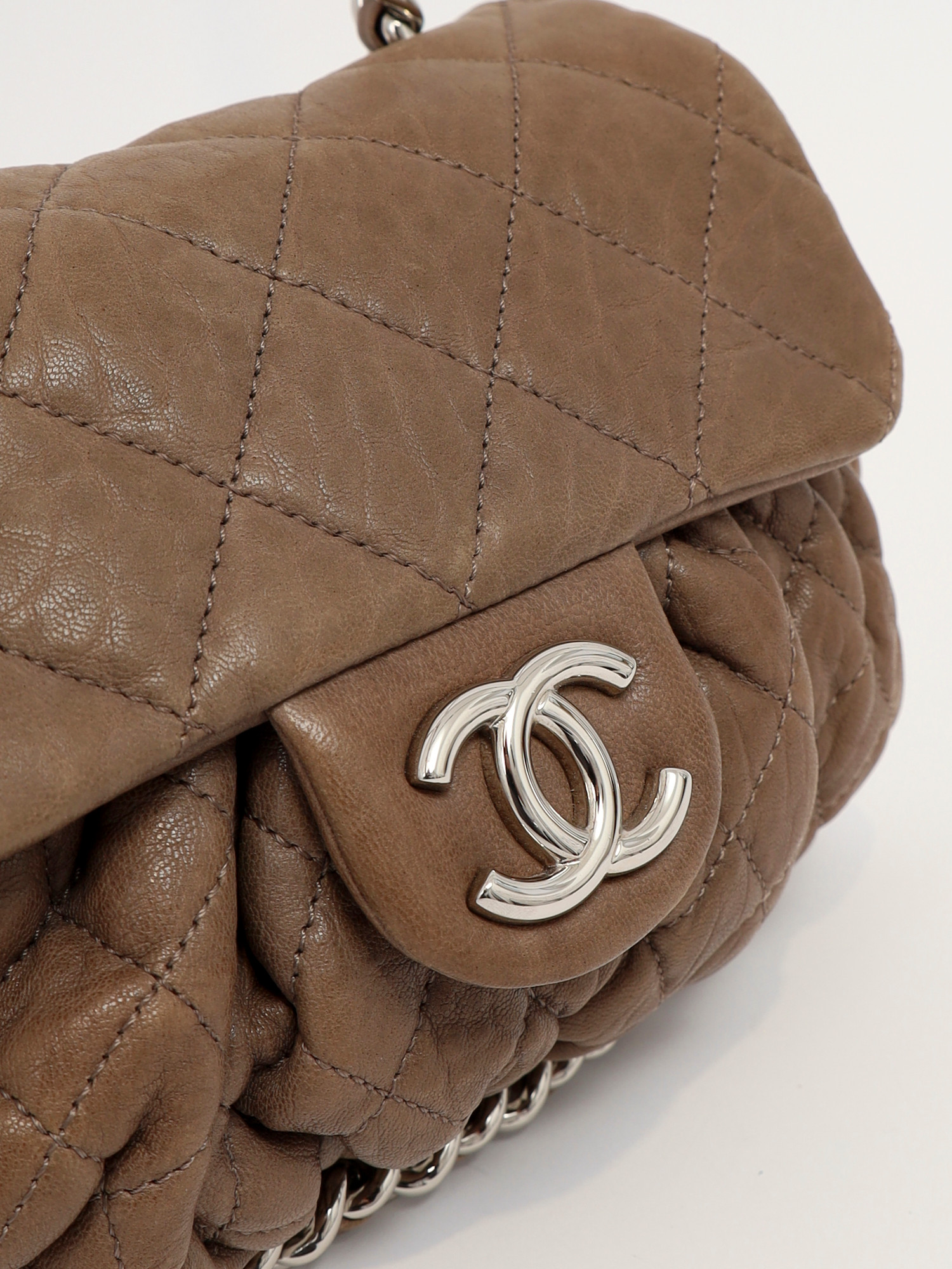 Chanel Chain Around  5