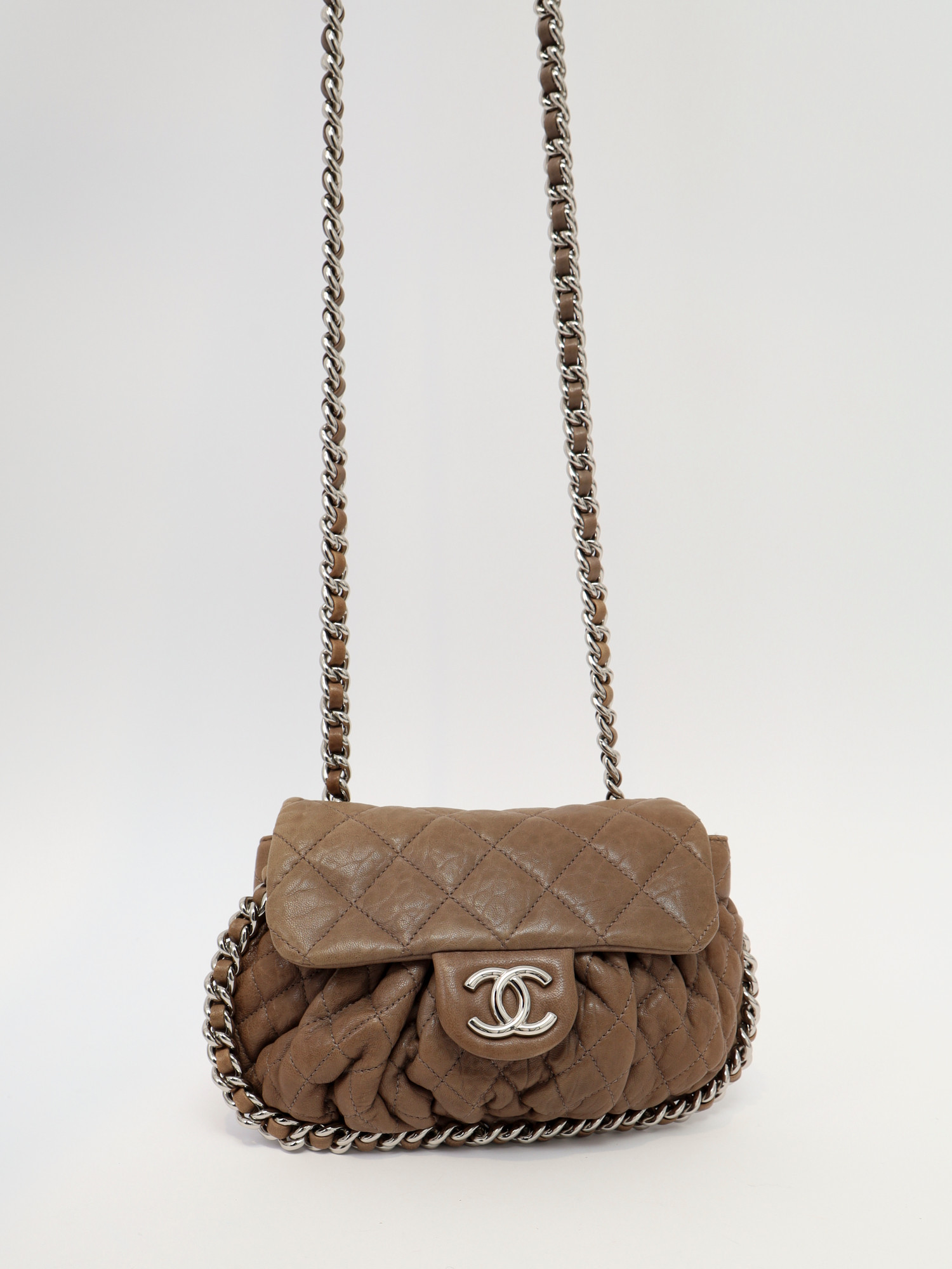 Chanel Chain Around  4
