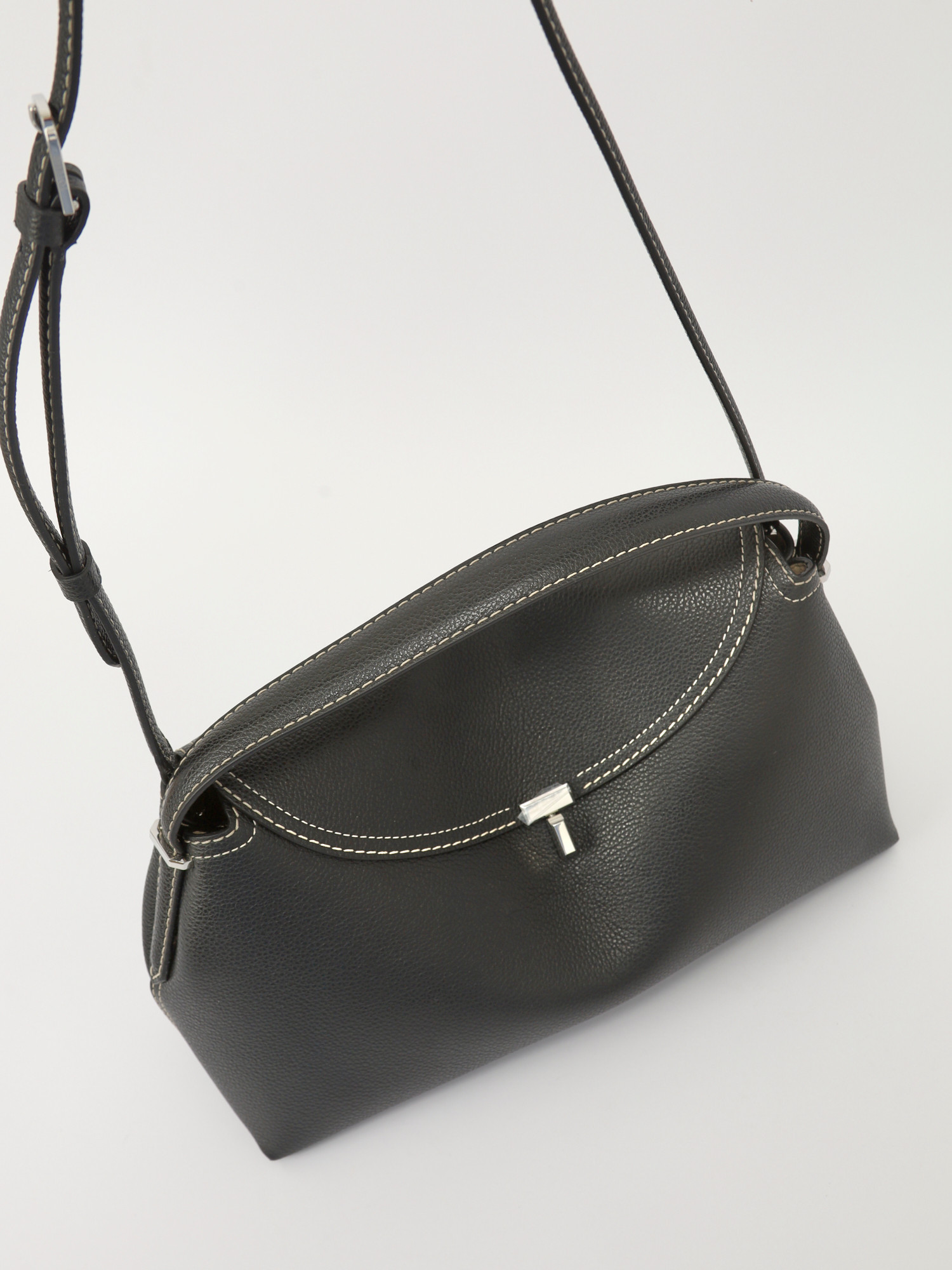 Toteme T-Lock 4