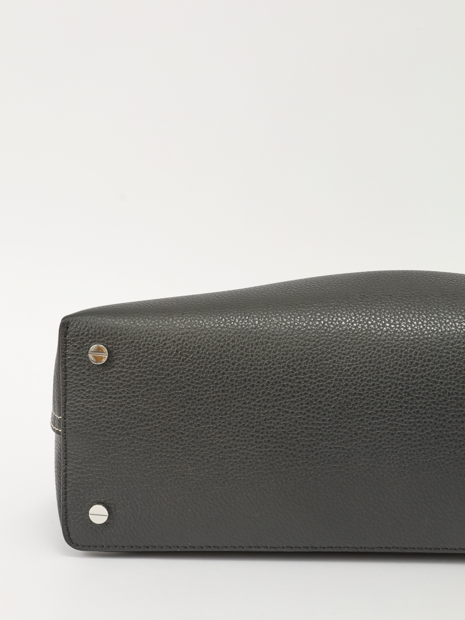 Toteme T-Lock 7