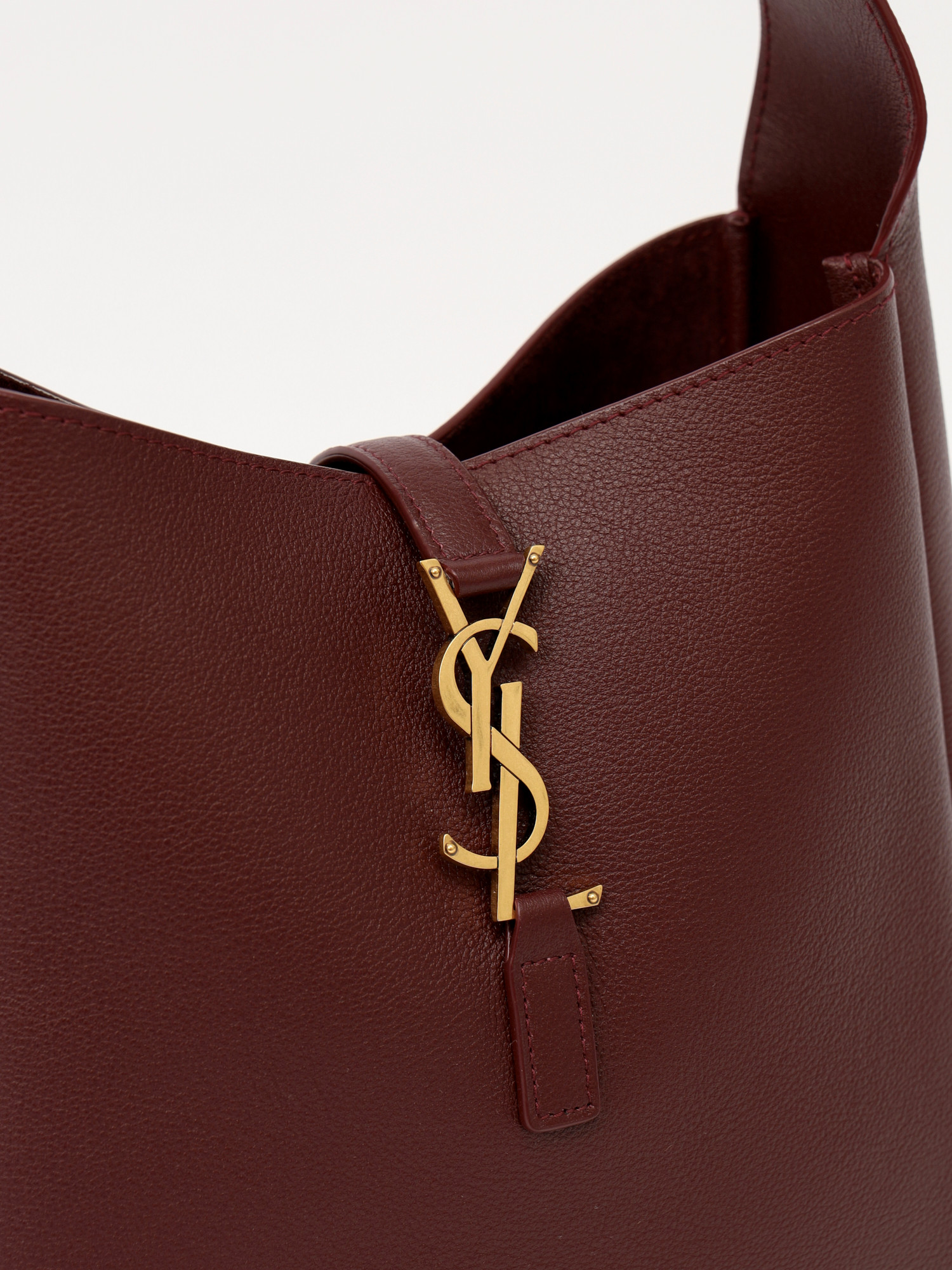 Saint Laurent Le 5 a 7  4