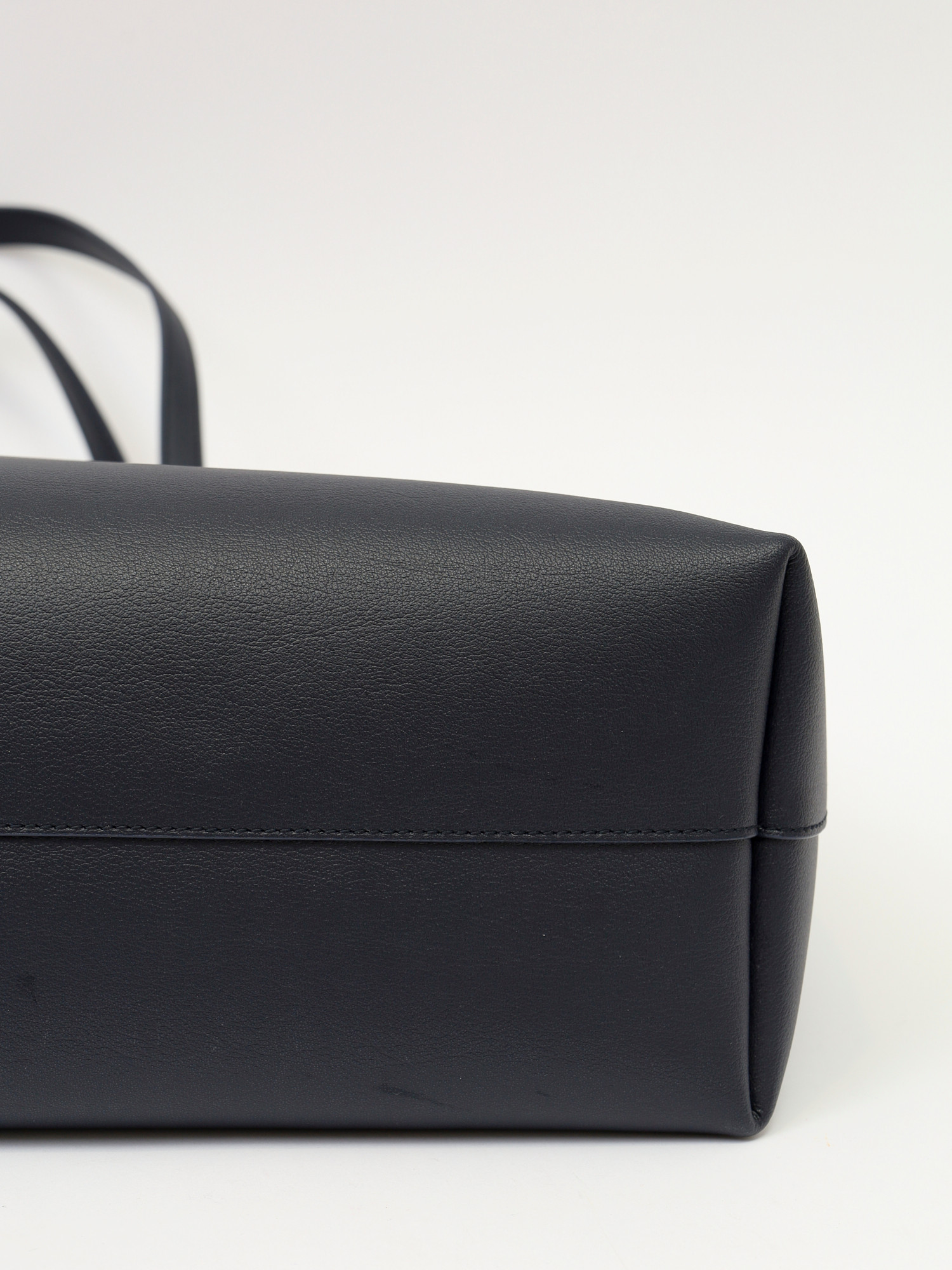 Saint Laurent Shopping 11