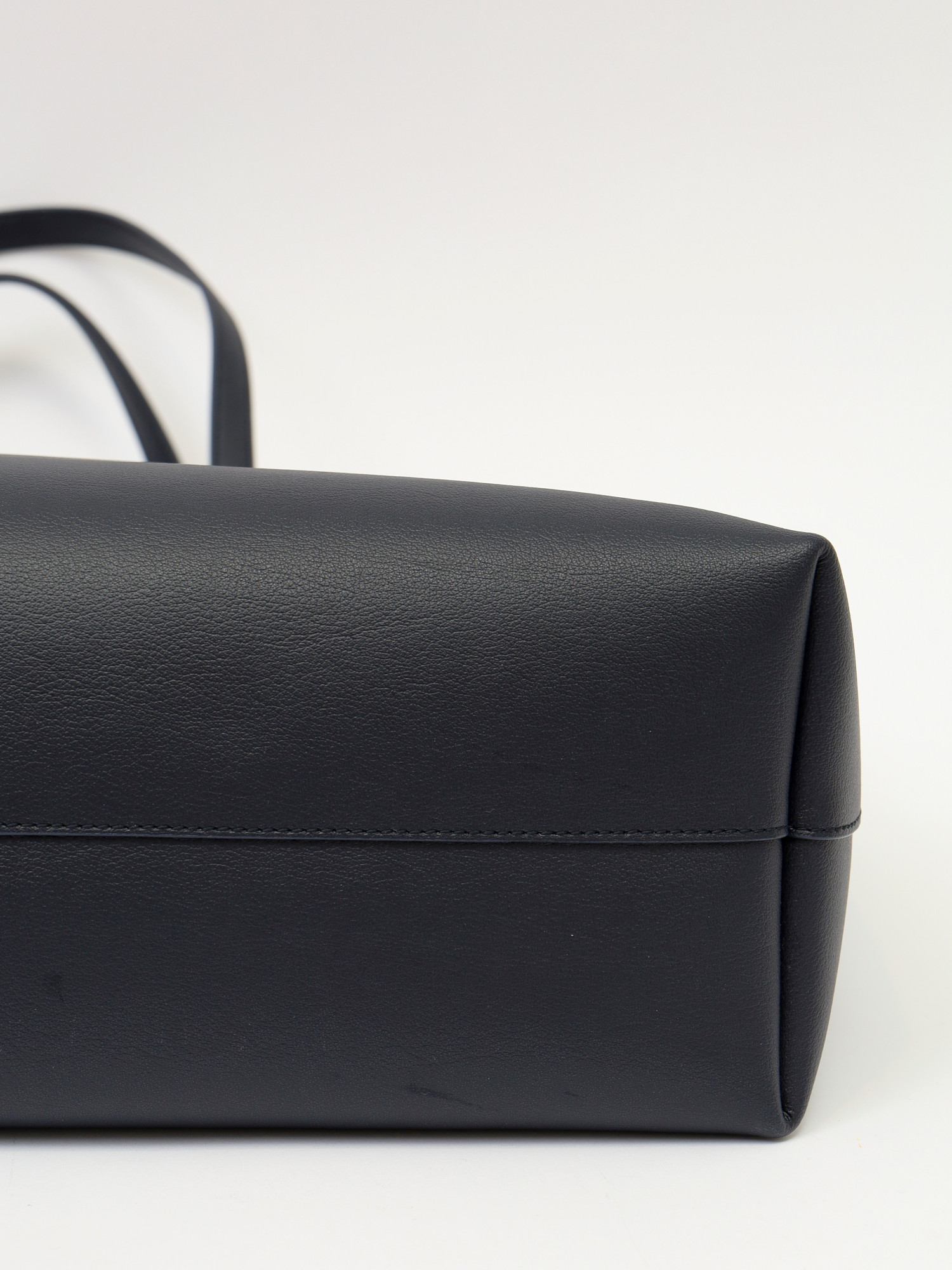 Saint Laurent Shopping 10